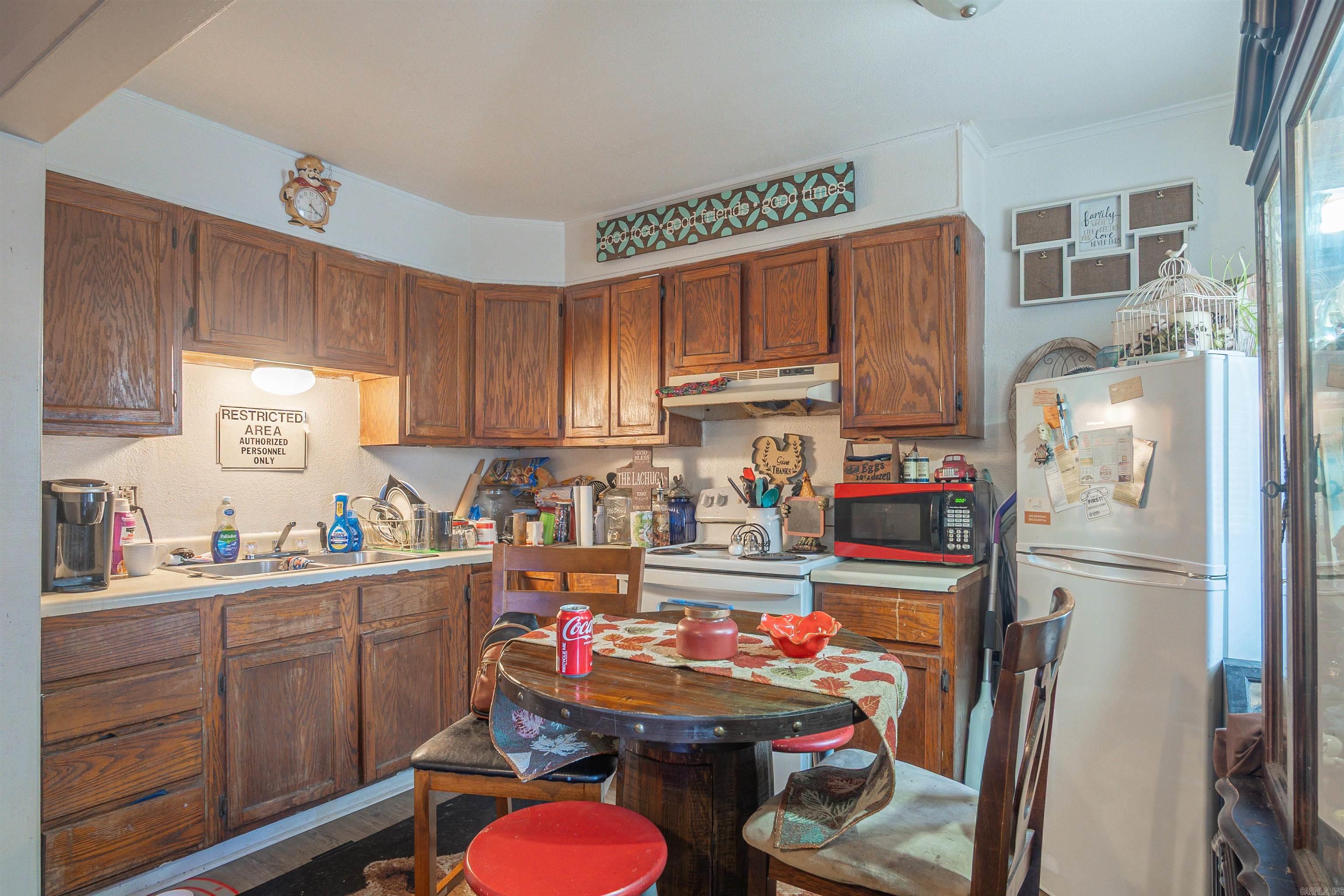900 N 9th  Augusta, AR