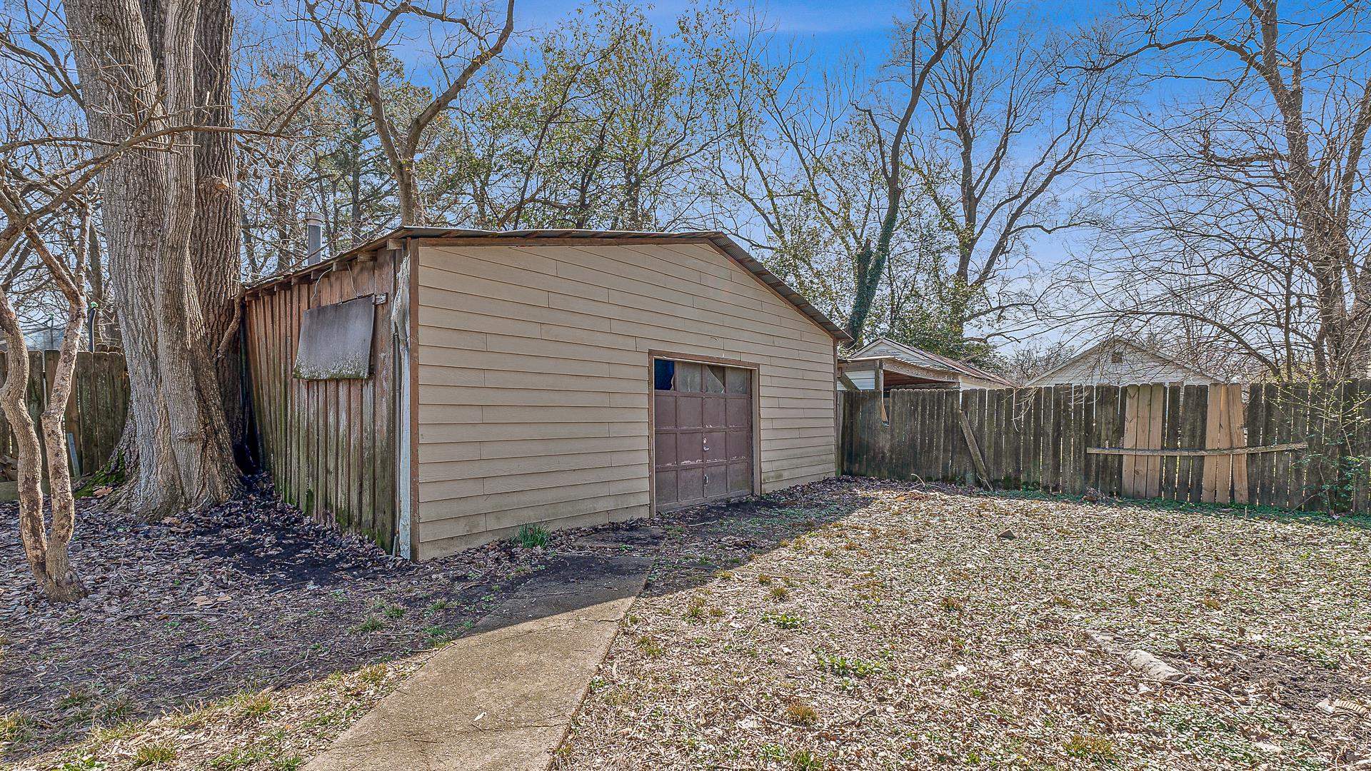735 W Oak  Jonesboro, AR