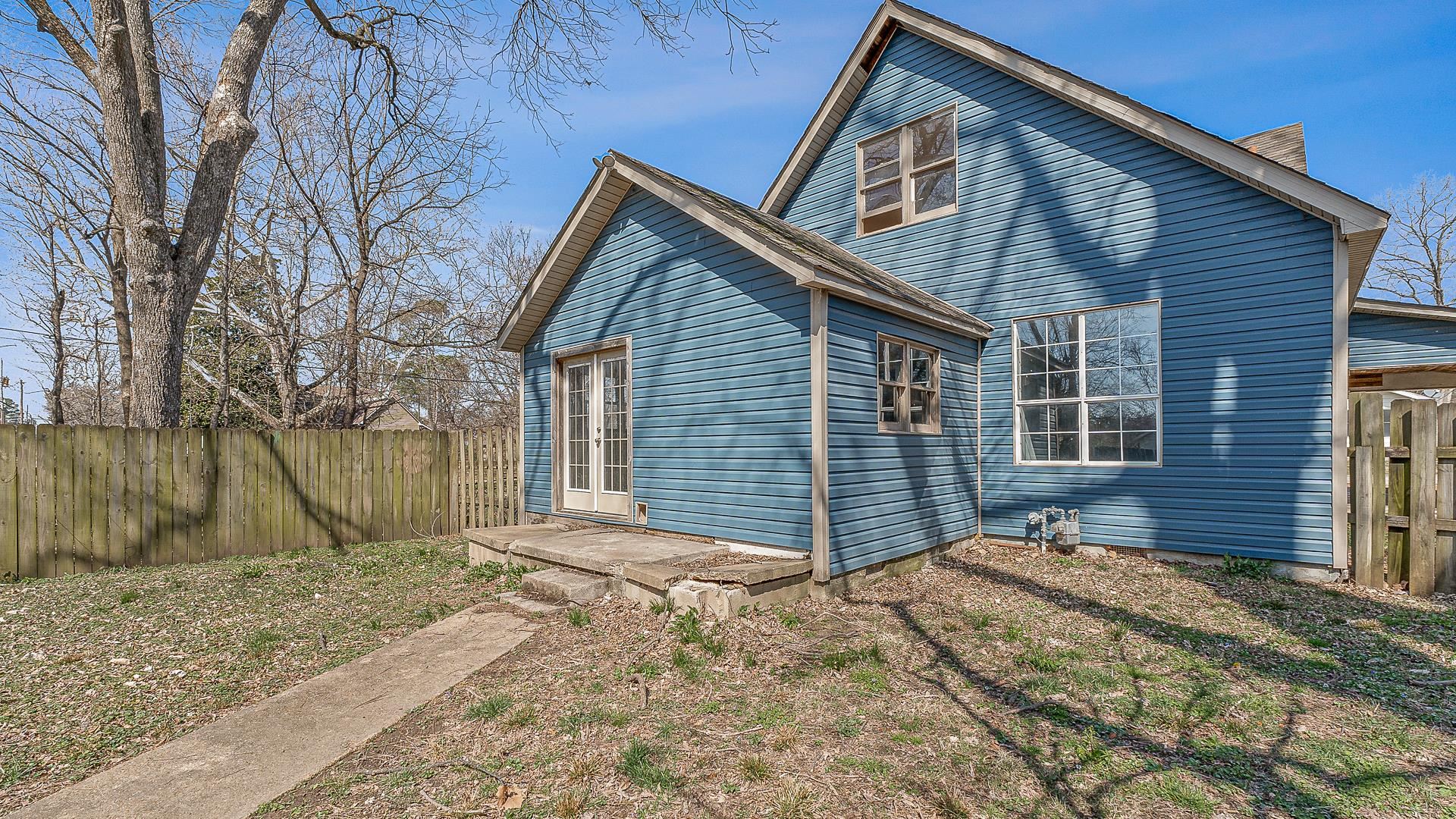 735 W Oak  Jonesboro, AR