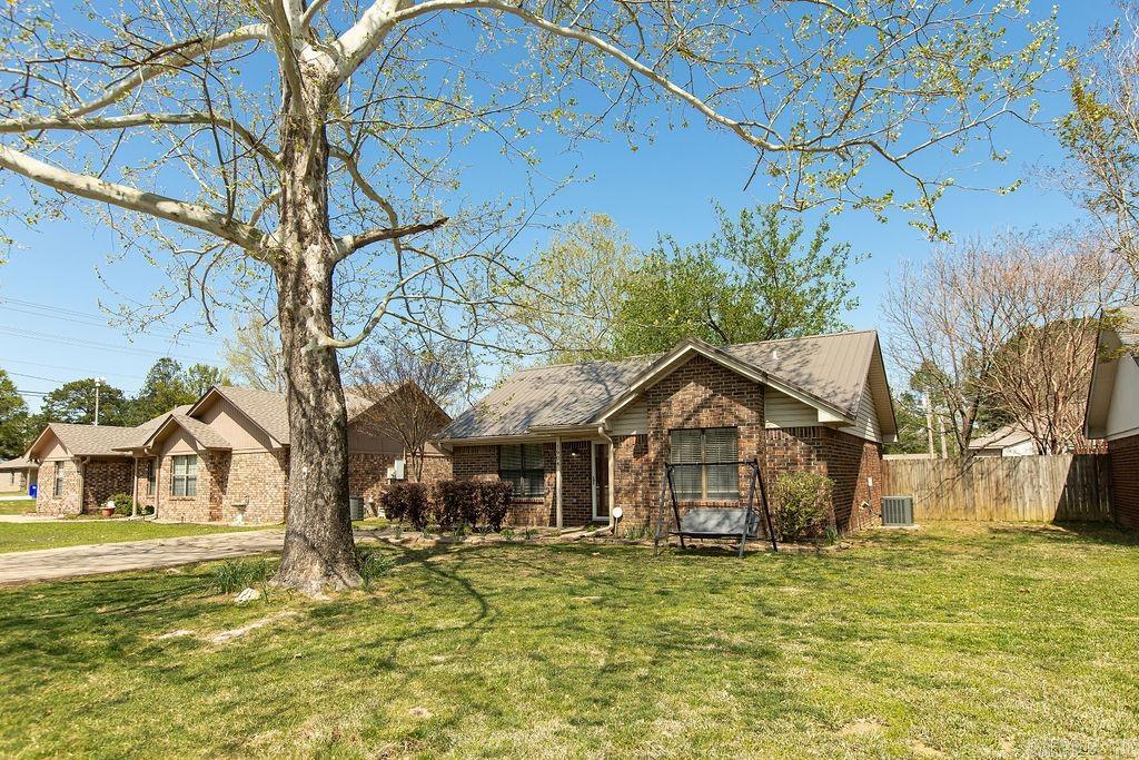 1904  Florence Mattison  Conway, AR