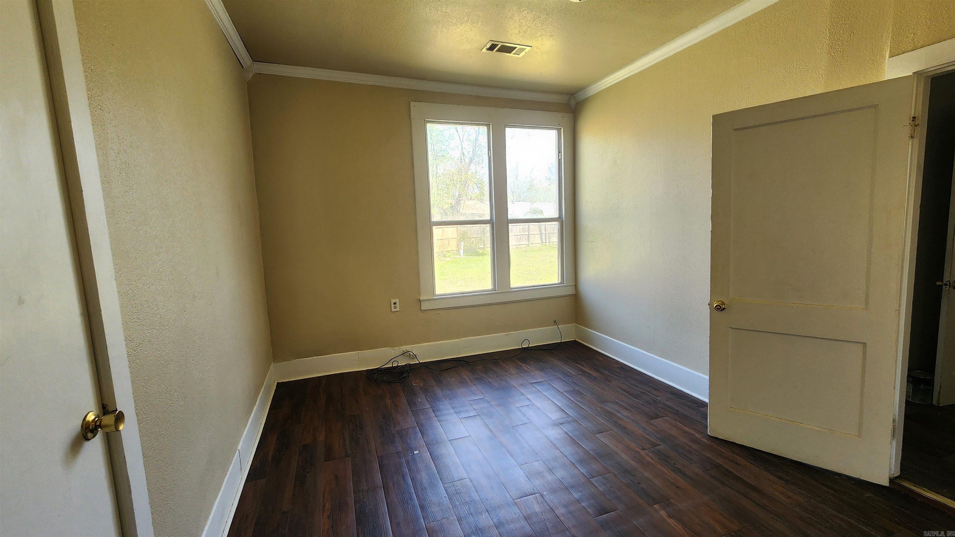 3602  Old Warren  Pine Bluff, AR
