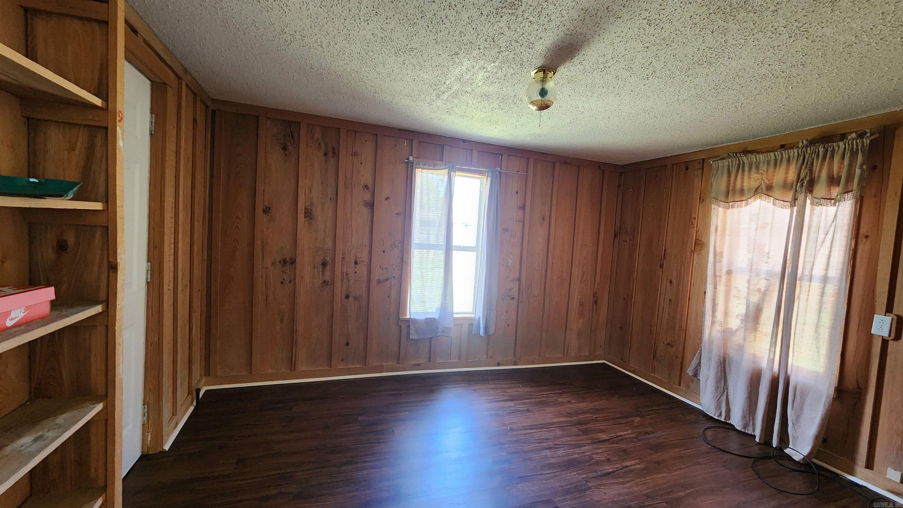3602  Old Warren  Pine Bluff, AR