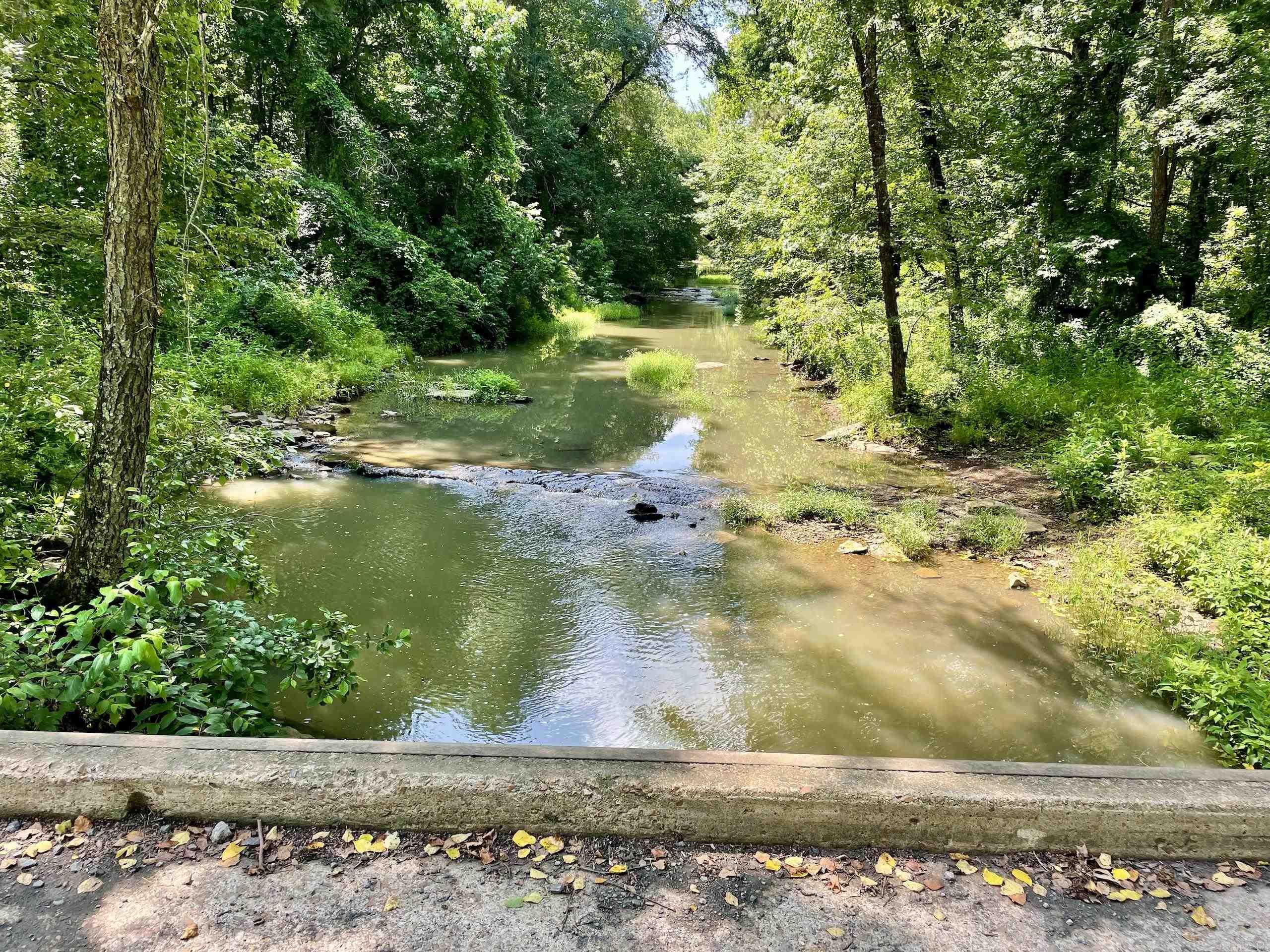 000  Resort  Higden, AR