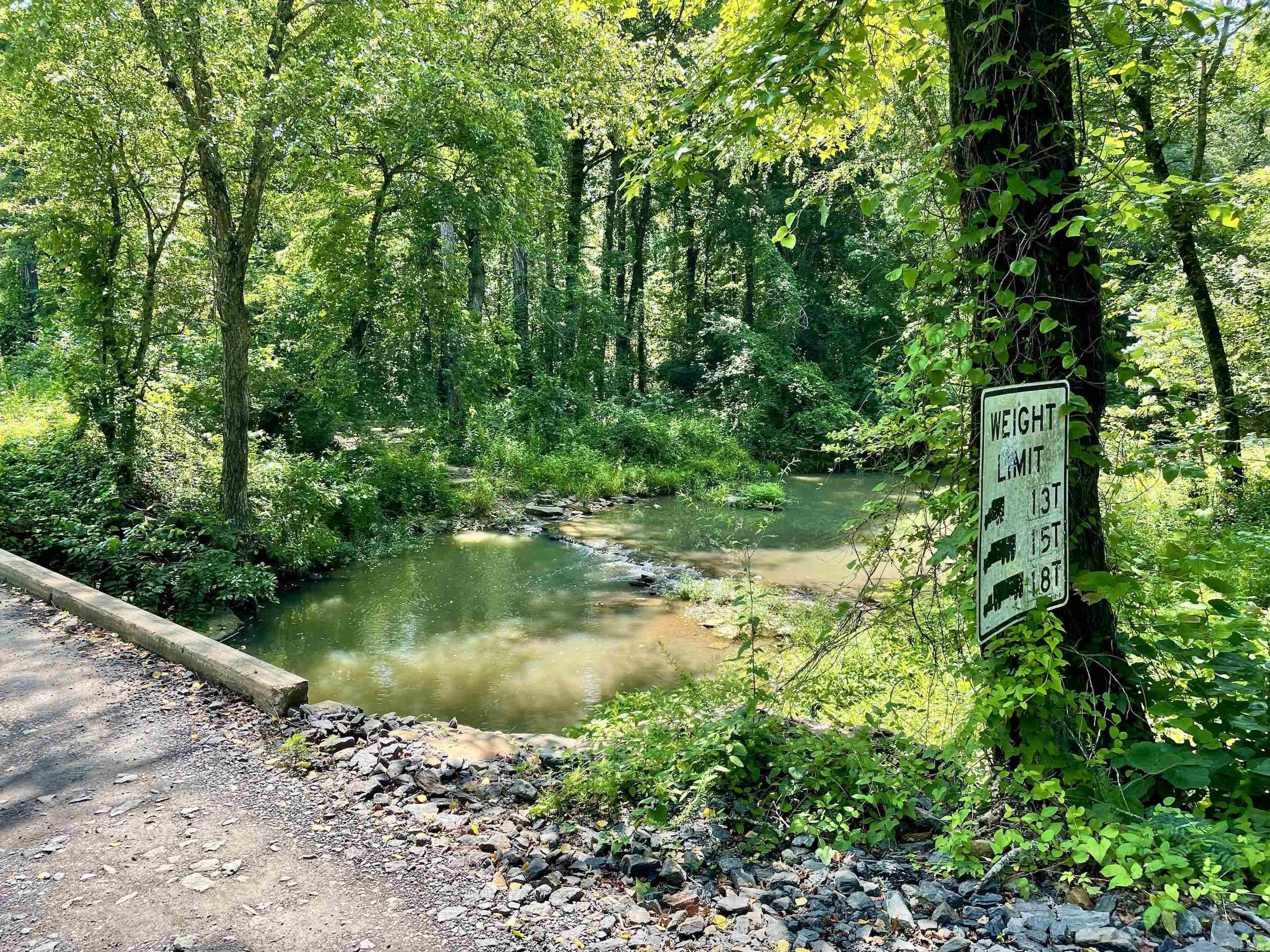 000  Resort  Higden, AR