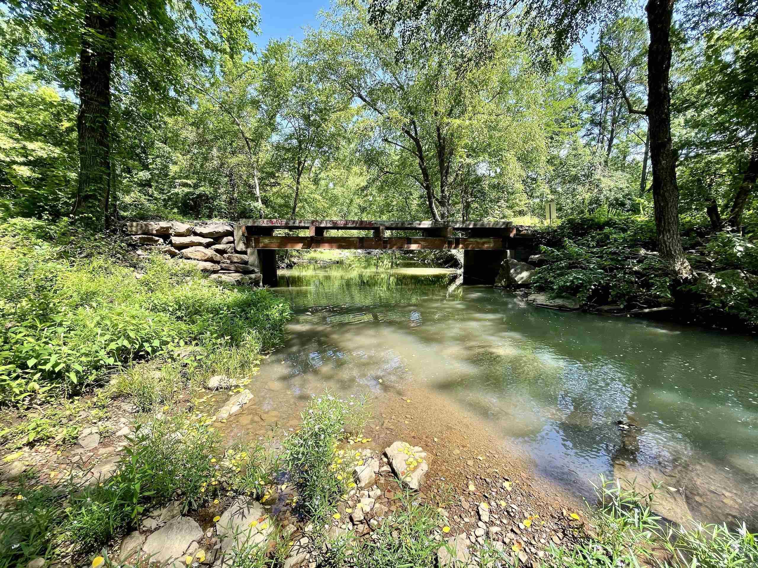 000  Resort  Higden, AR