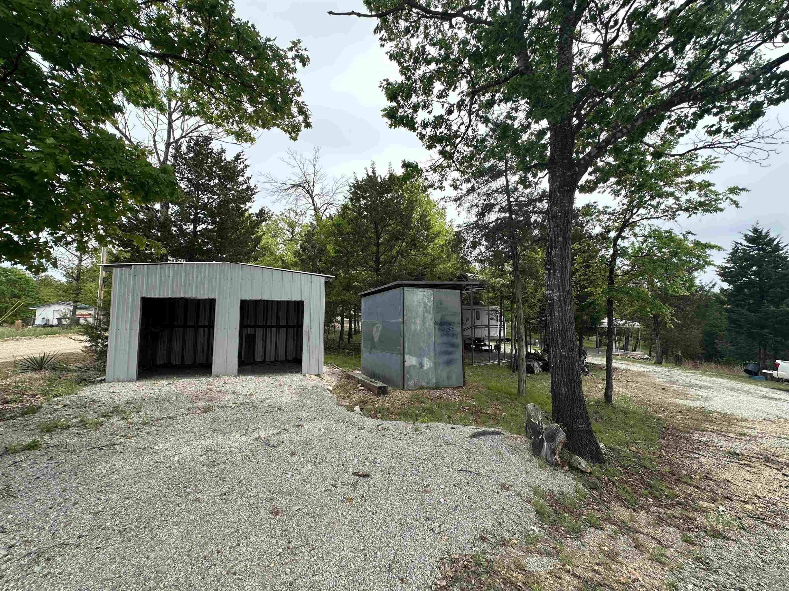446  MC 124  Oakland, AR