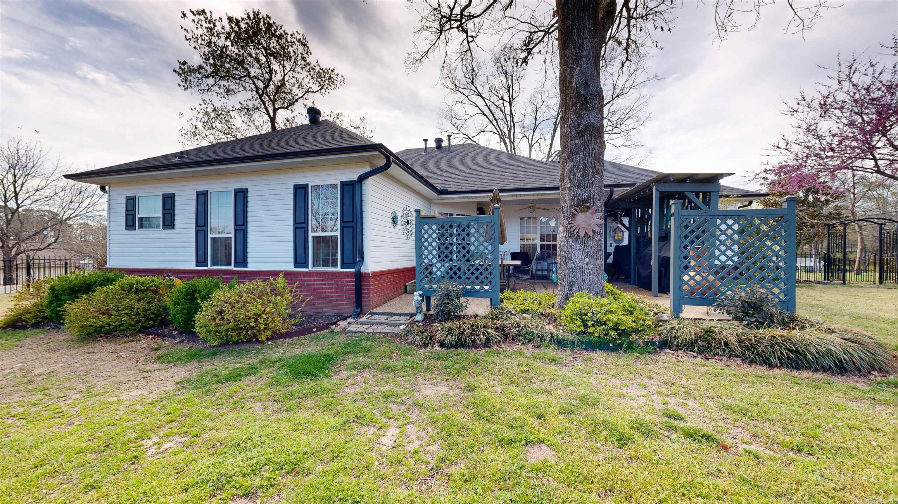 2850 Marion Anderson Road Hot Springs, AR 71913