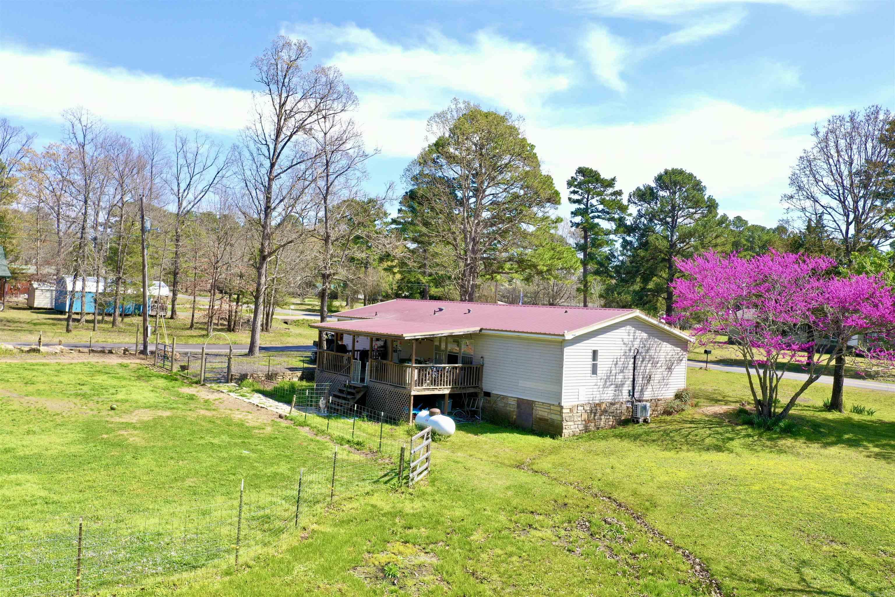 323  Hwy 337  Higden, AR