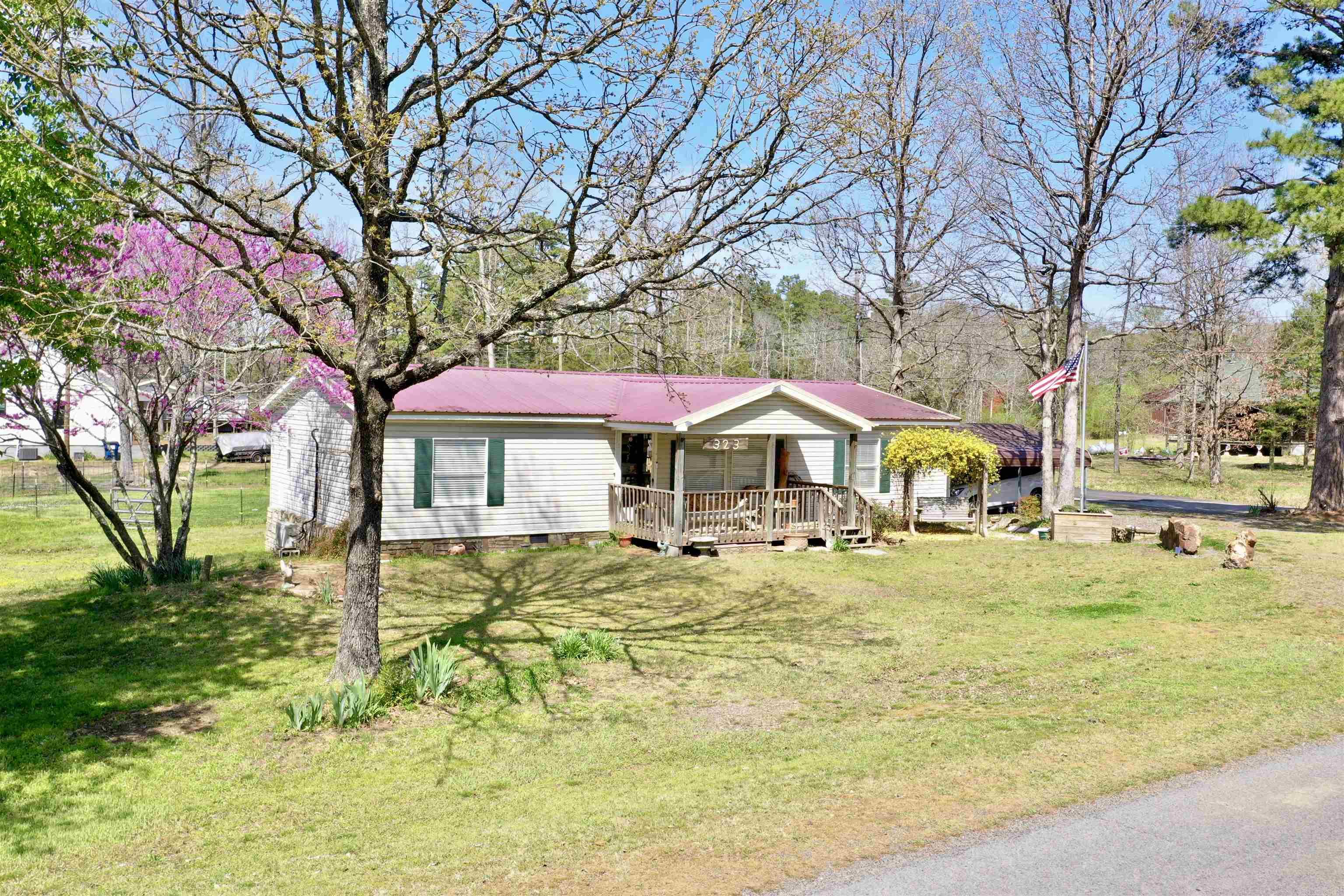 323  Hwy 337  Higden, AR