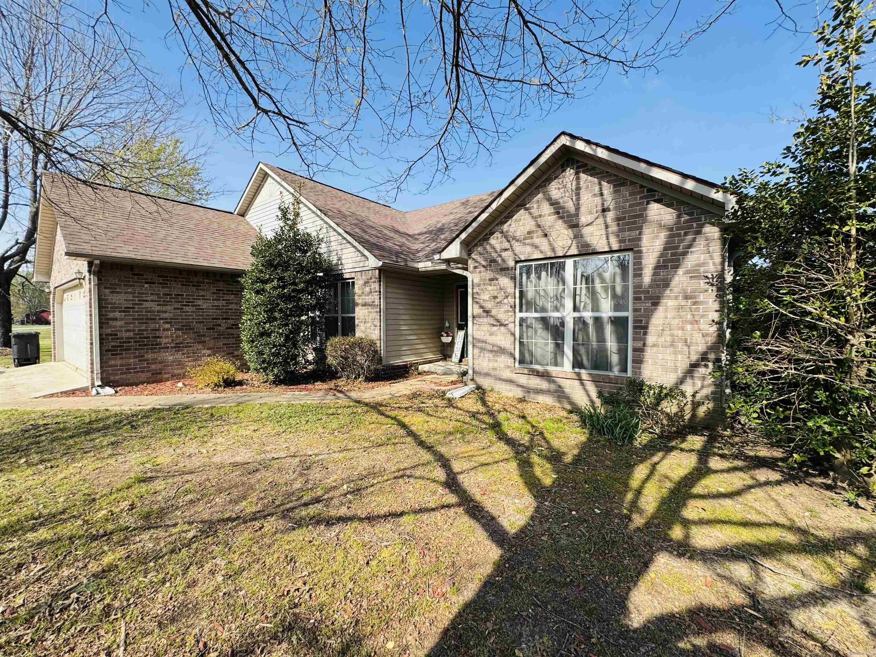 339  Allen  Melbourne, AR