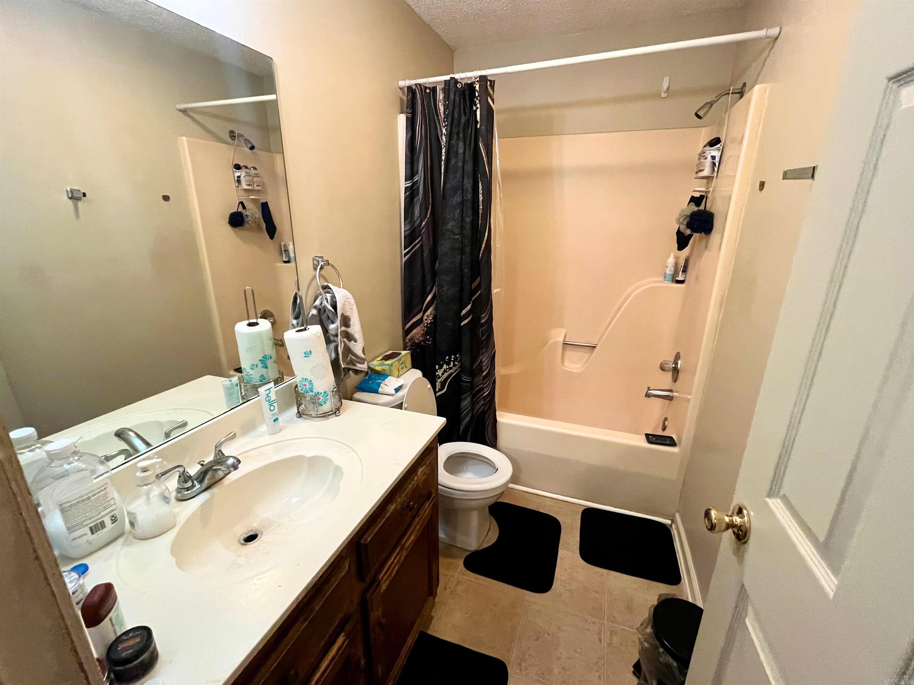 1819  Reservior Rd units 4-6 units 4-6 Little Rock, AR
