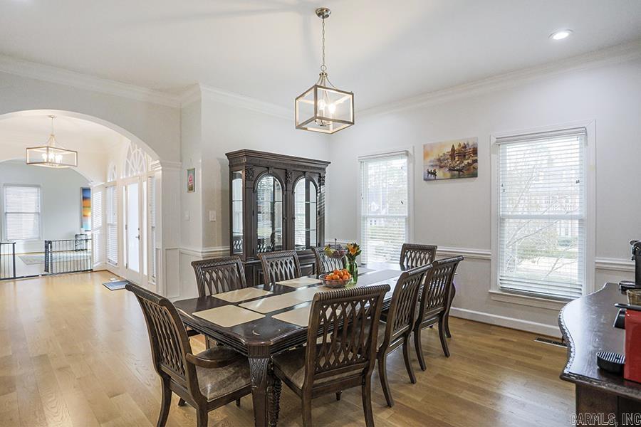 33  Bretagne  Little Rock, AR