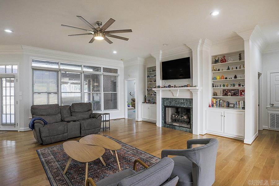 33  Bretagne  Little Rock, AR