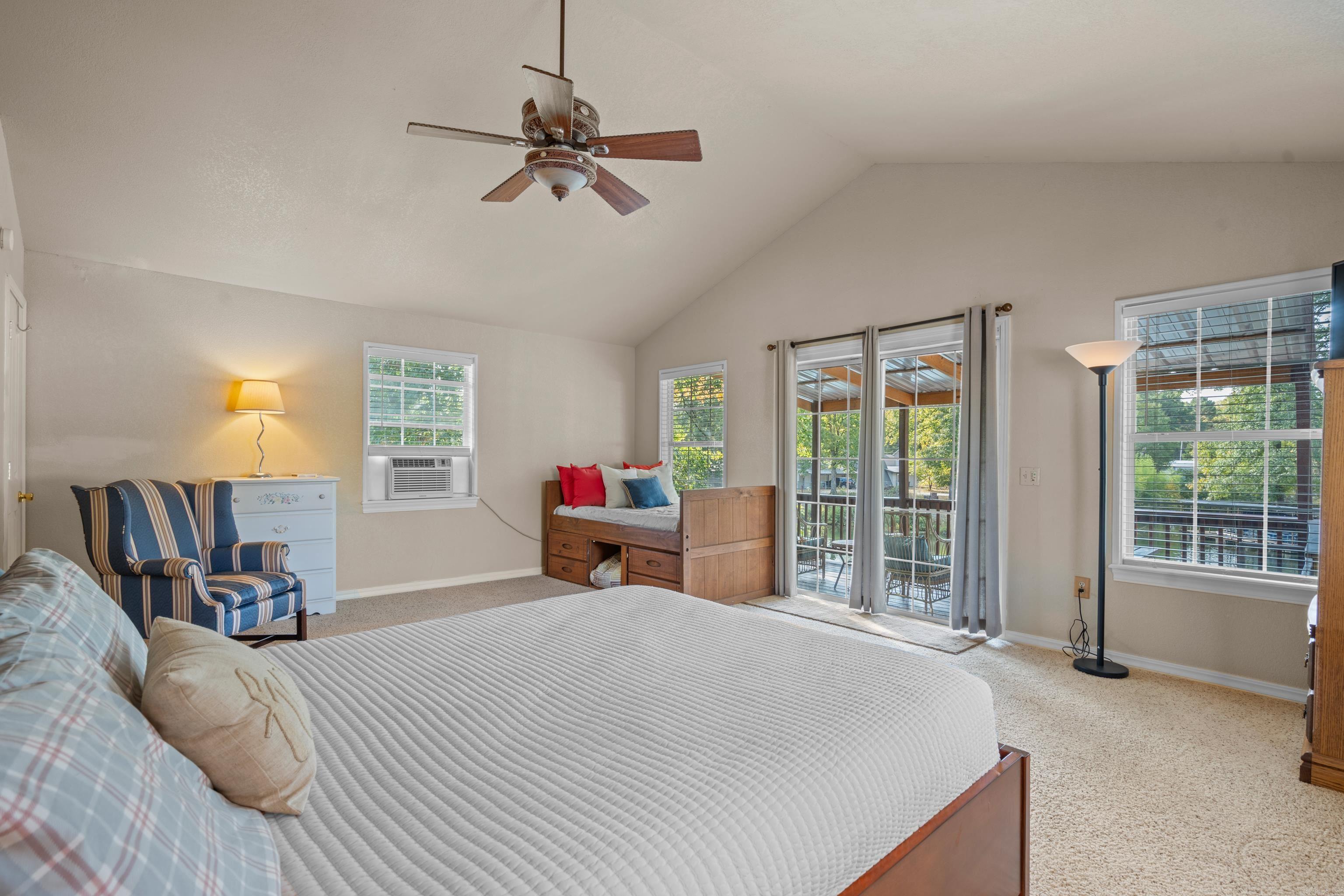 1051 Cozy Acres Road Mountain Pine, AR 71956