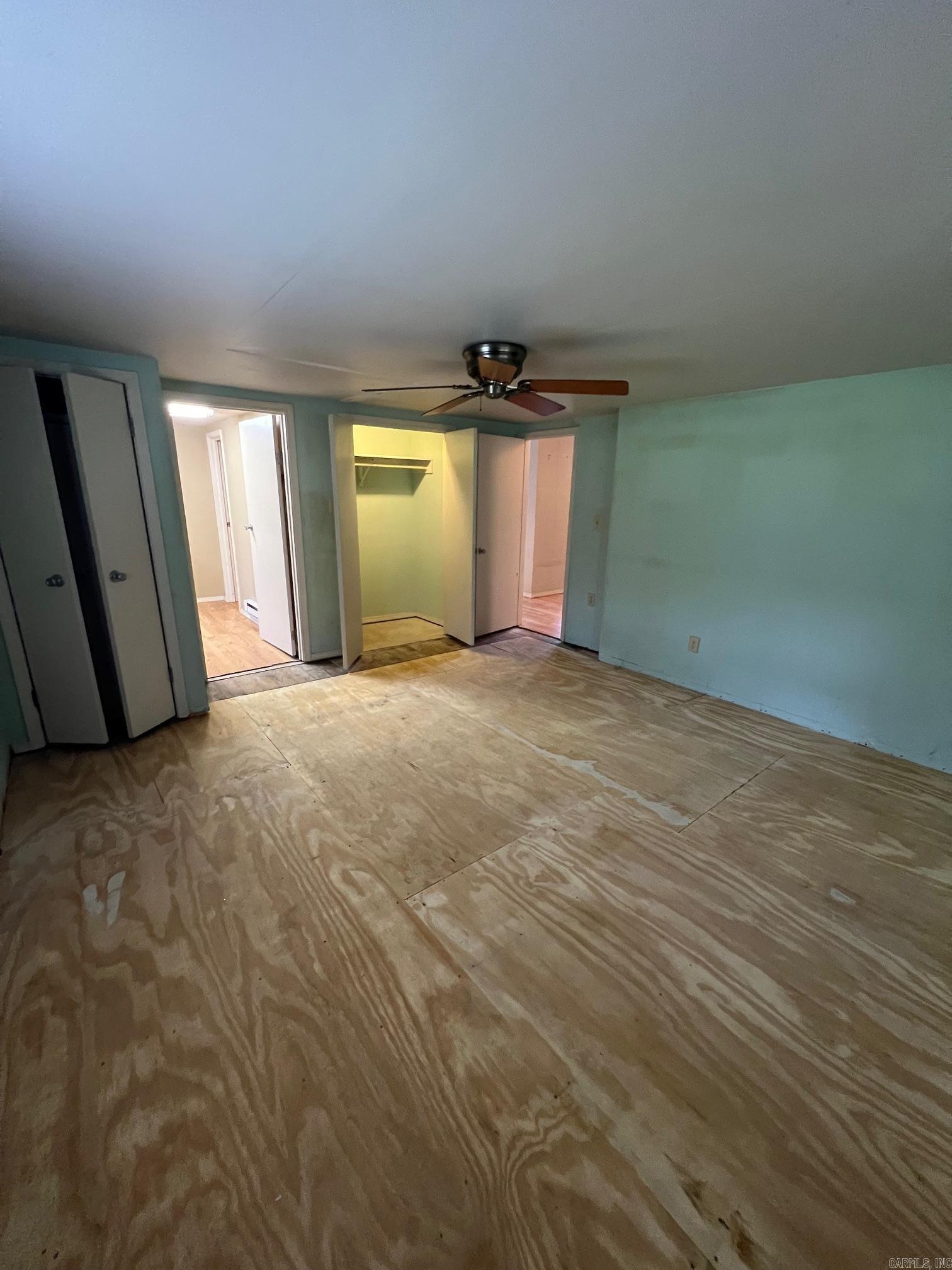 877  Tucker Mountain  Springfield, AR