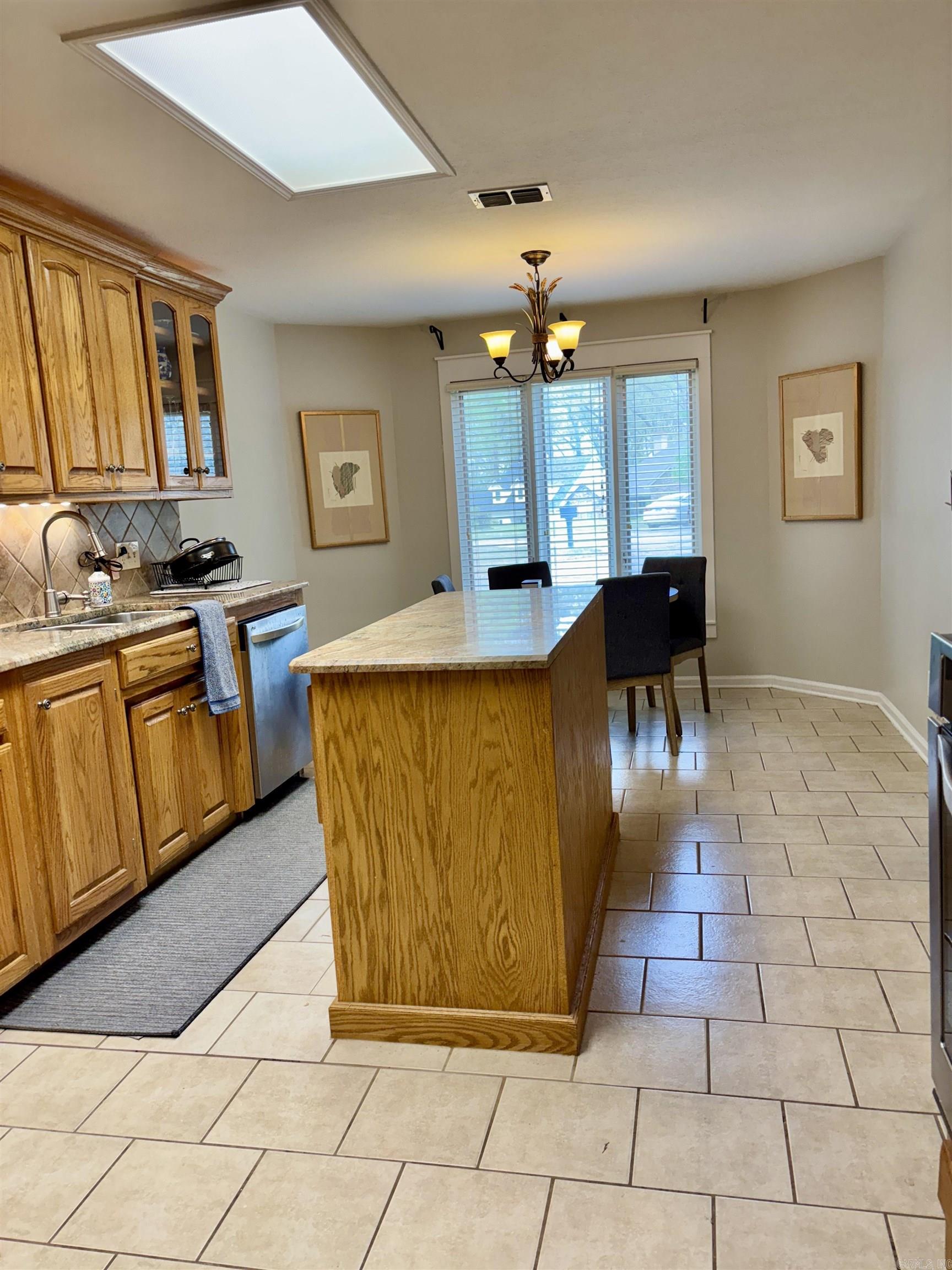 1065 Cambridge Court Benton, AR 72019