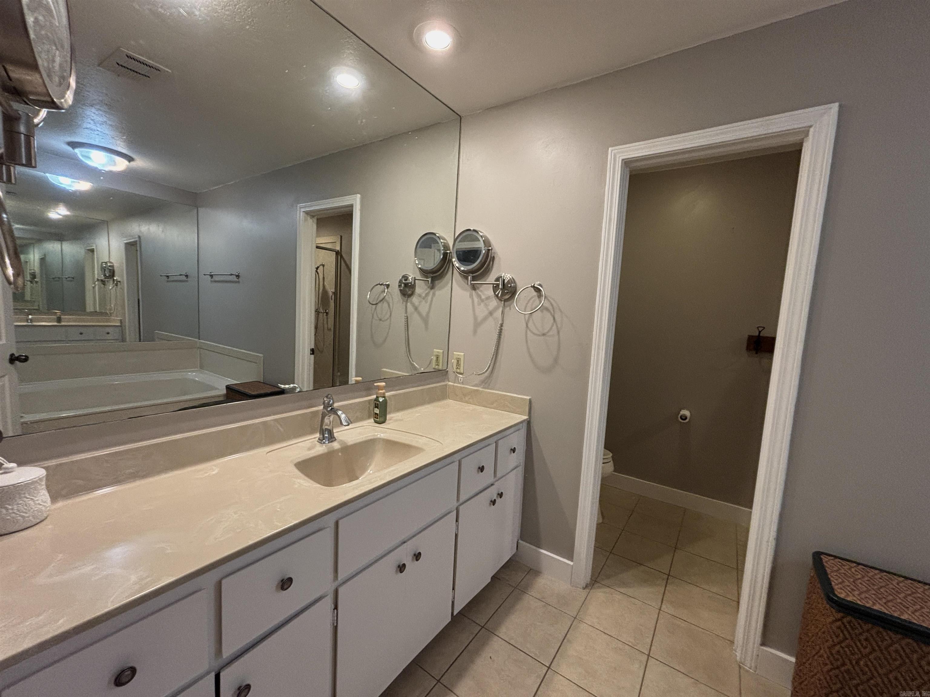 1065 Cambridge Court Benton, AR 72019