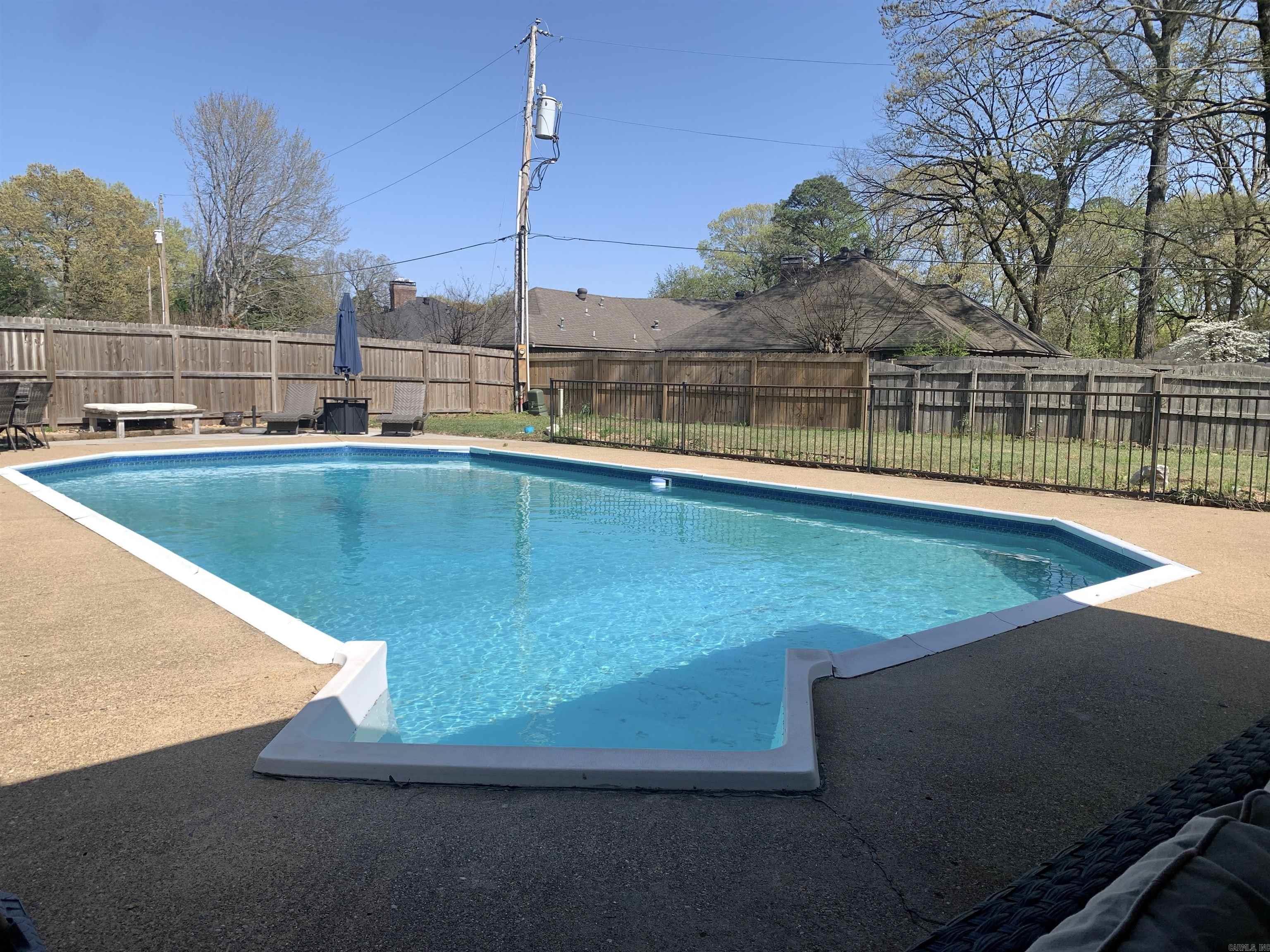 1065 Cambridge Court Benton, AR 72019