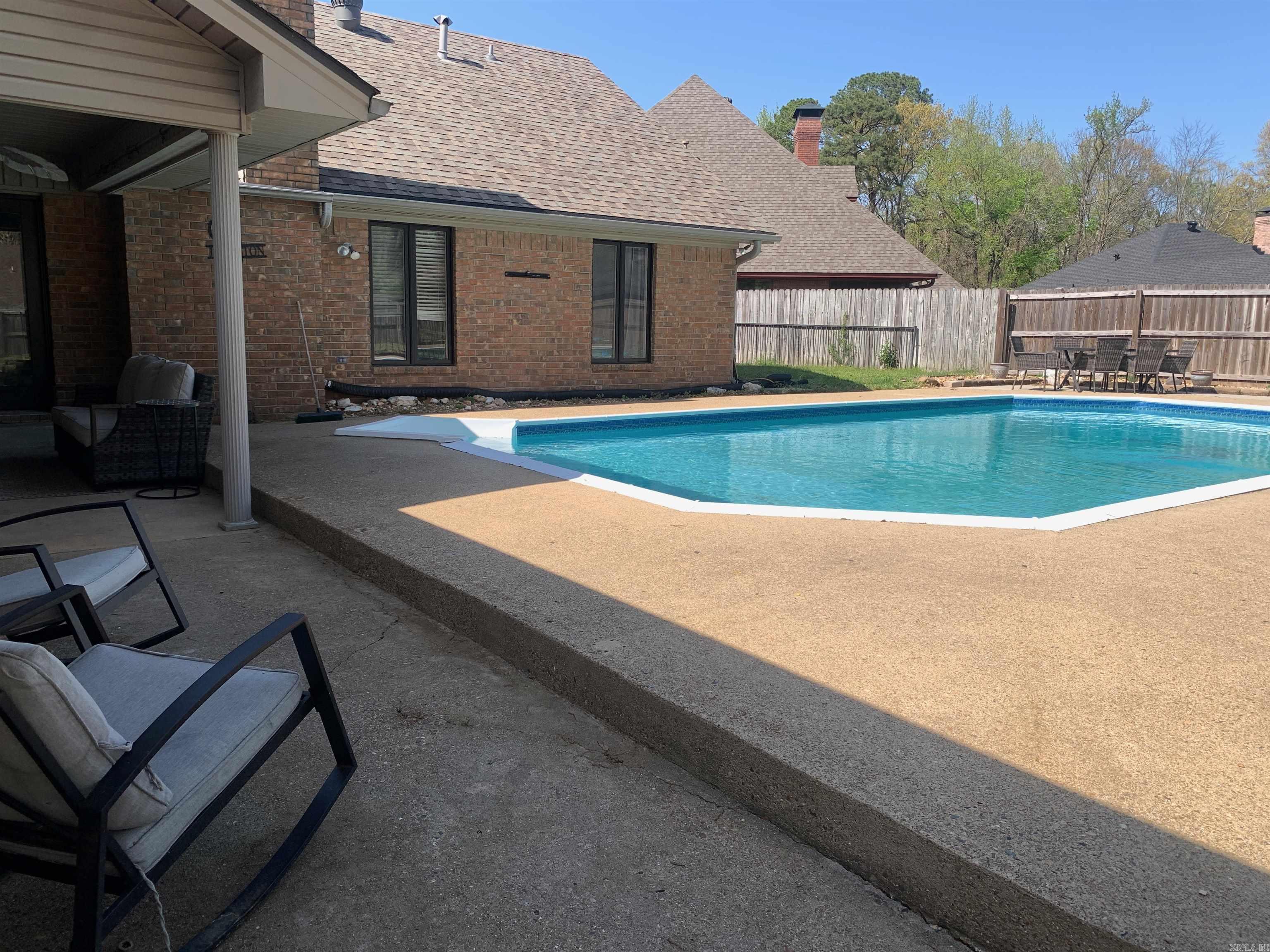1065 Cambridge Court Benton, AR 72019