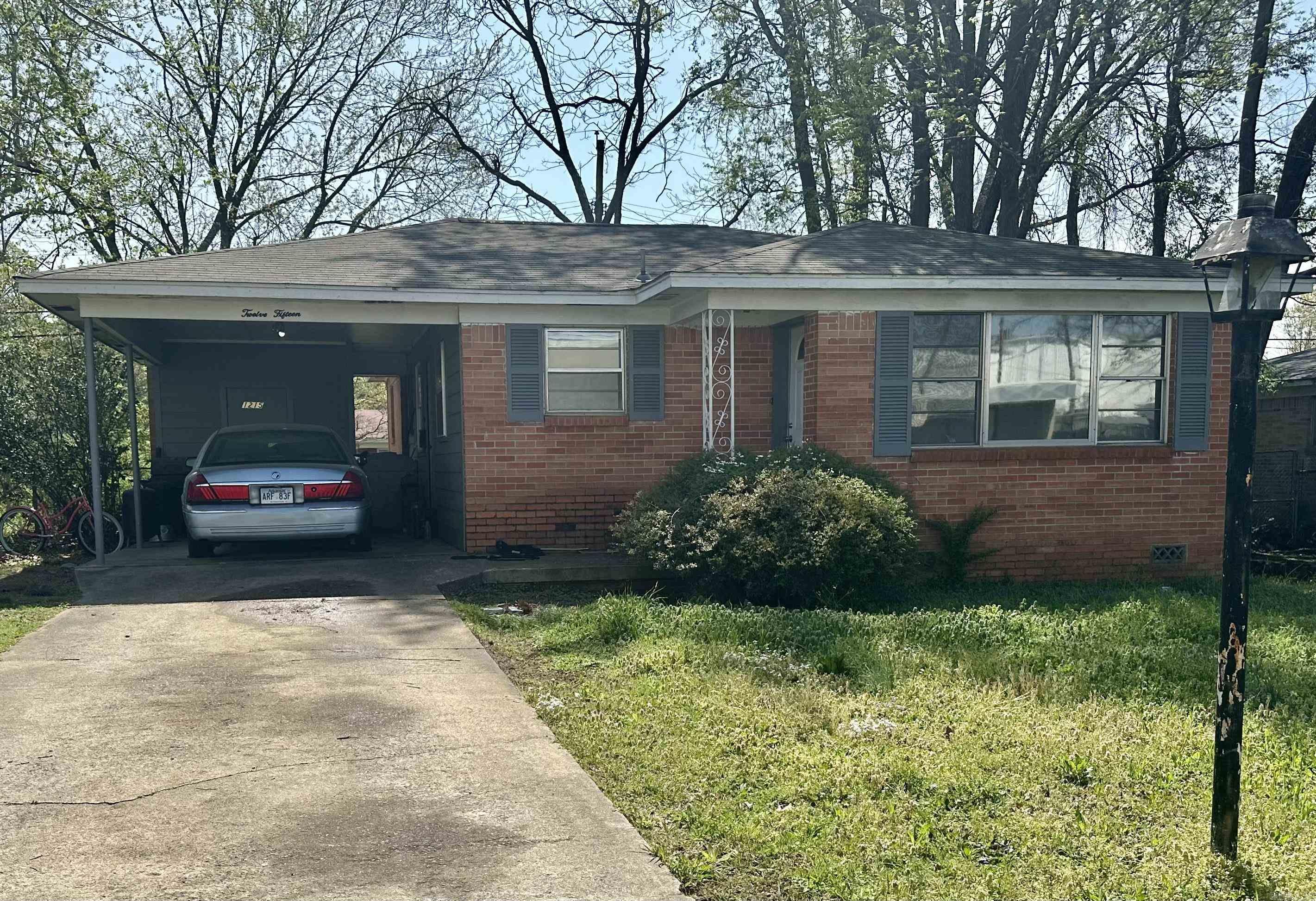 1215  Look  Little Rock, AR