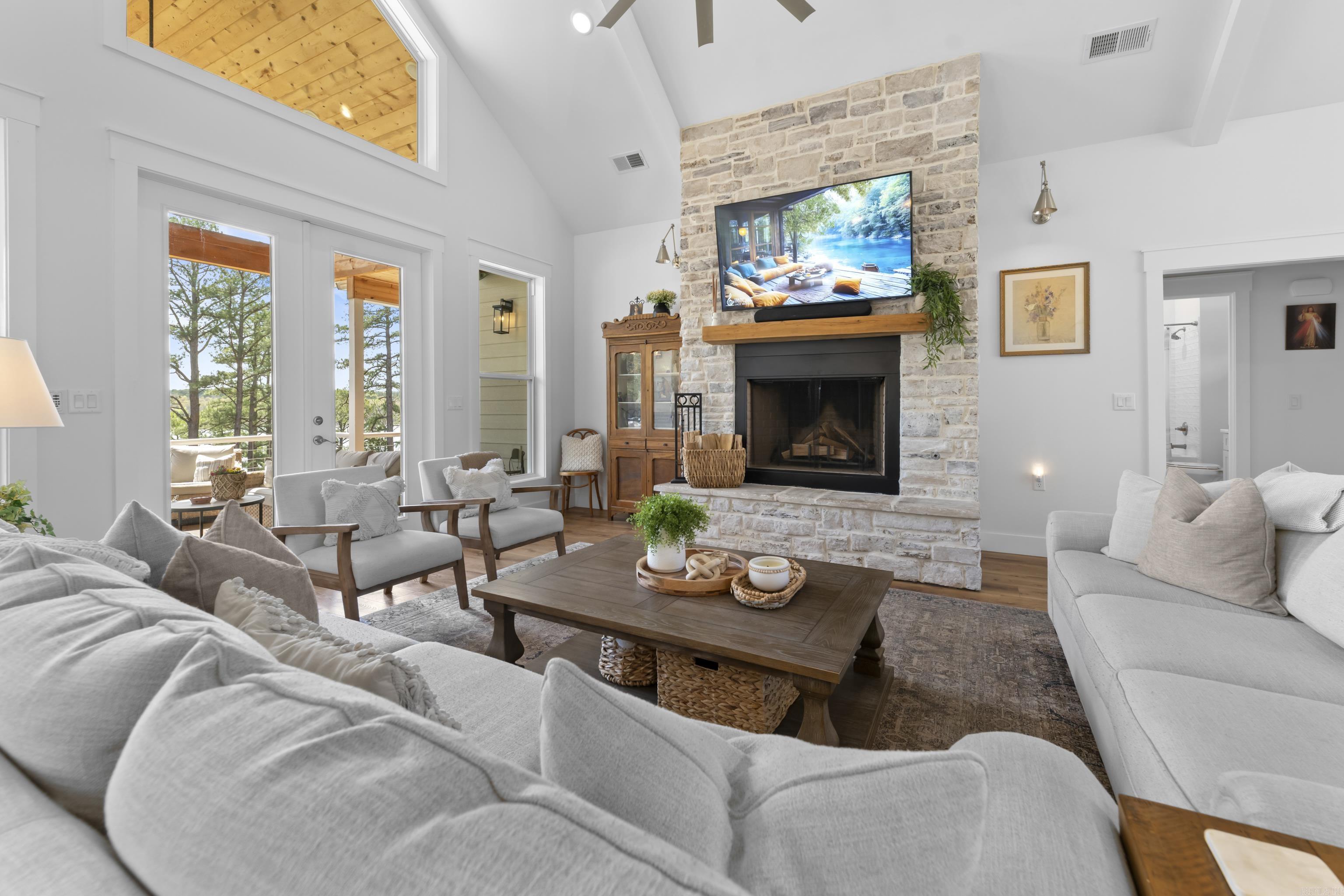 500  Island Shores Dr.  Drasco, AR