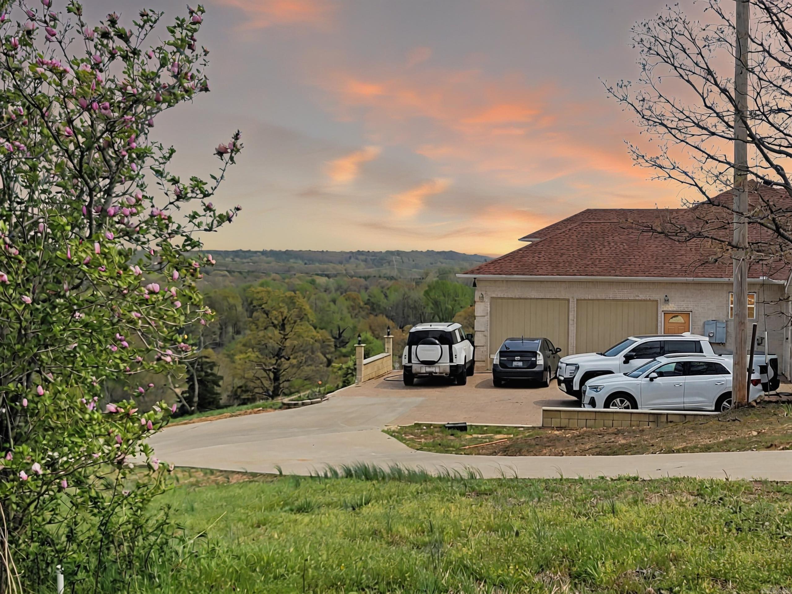 452  Caney Valley  Plumerville, AR