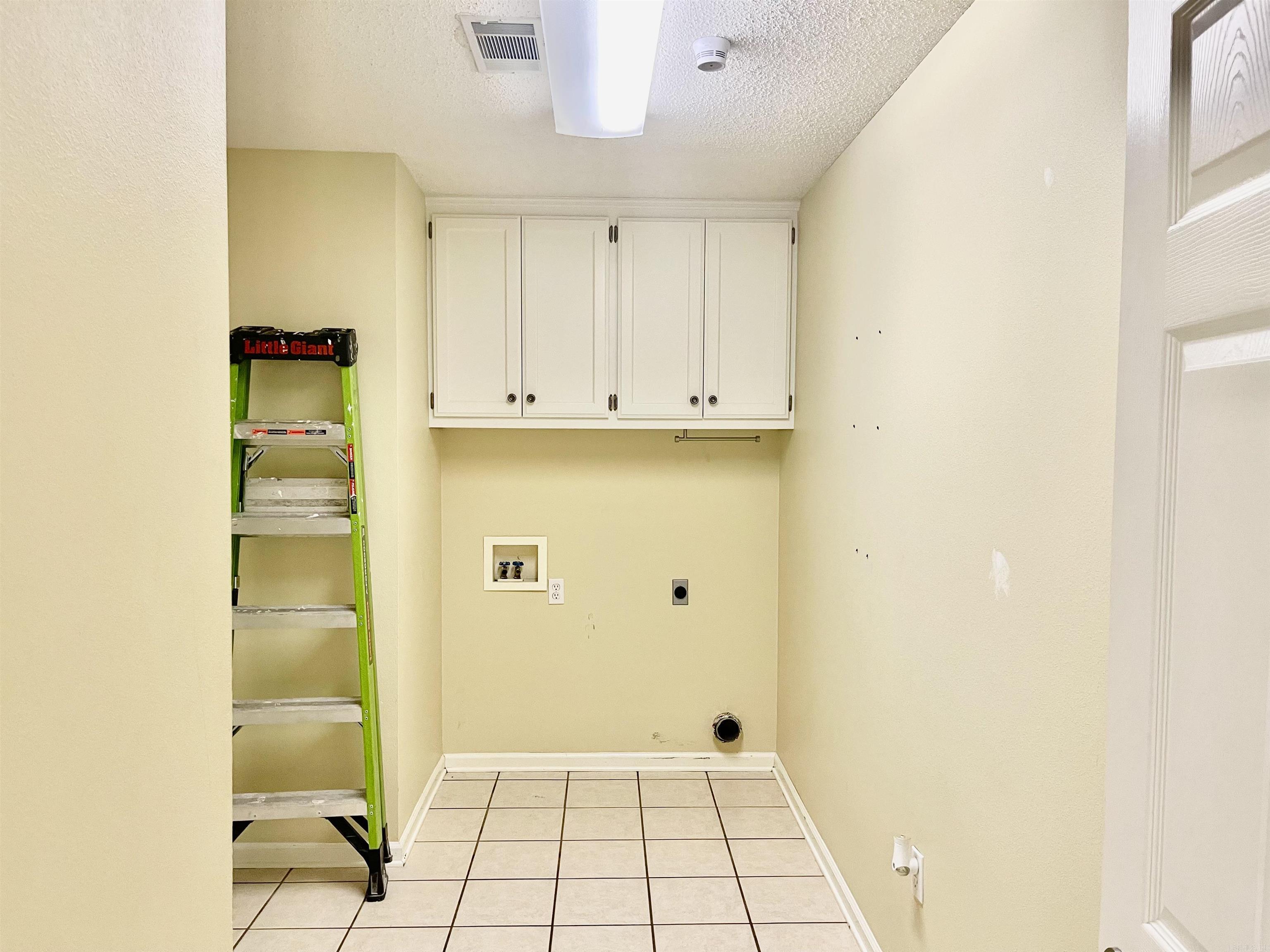 1308  Rehoboth  Searcy, AR