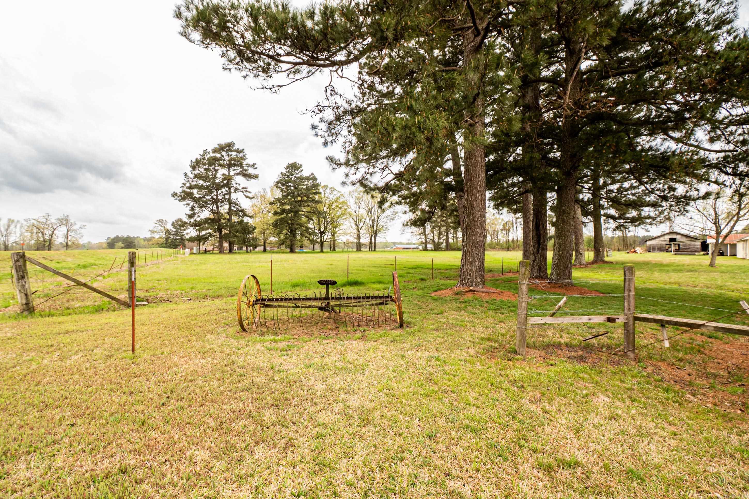 712  Us Highway 63  Warren, AR