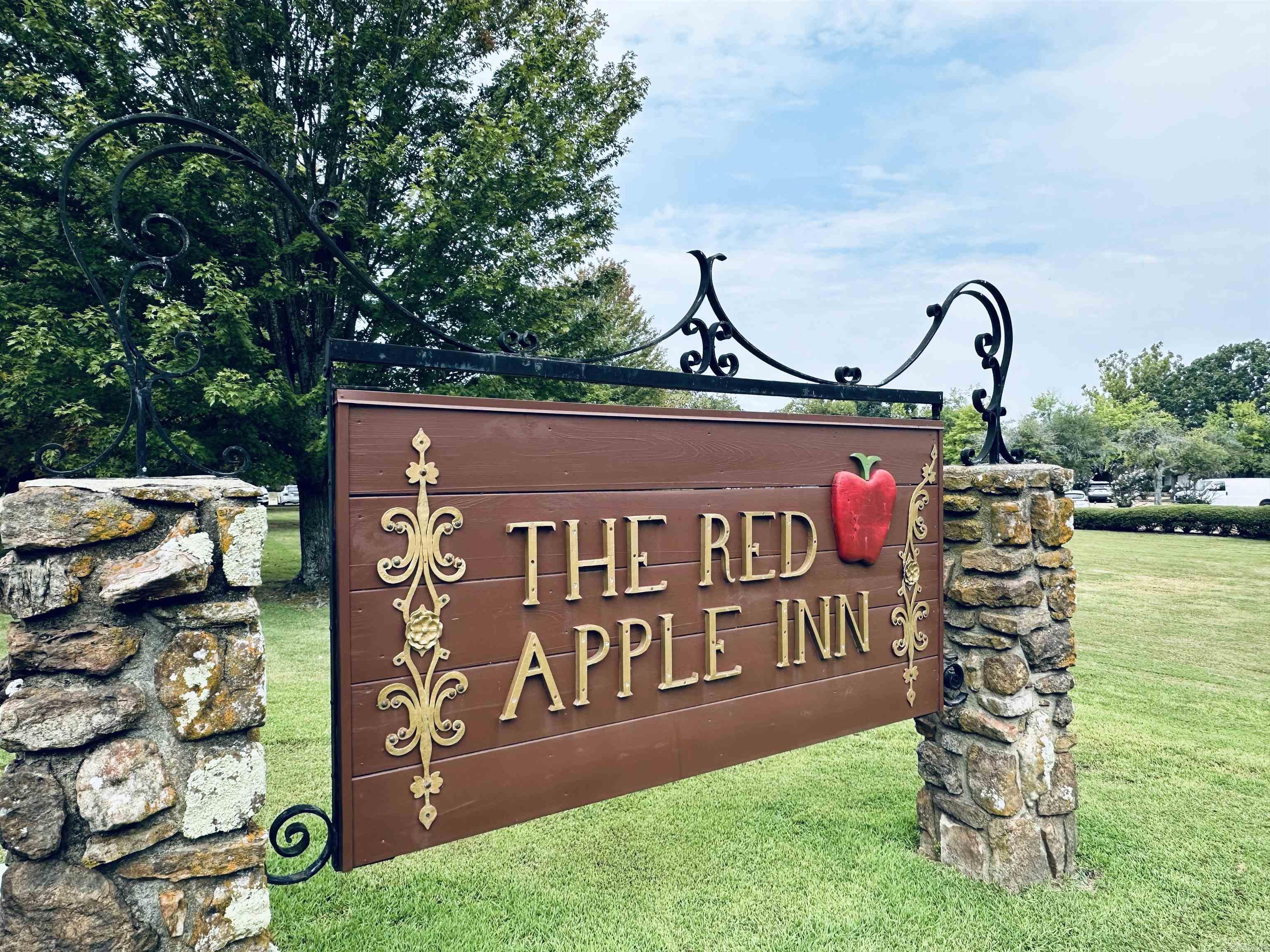 4204 Southwinds Loop Heber Springs, AR 72543