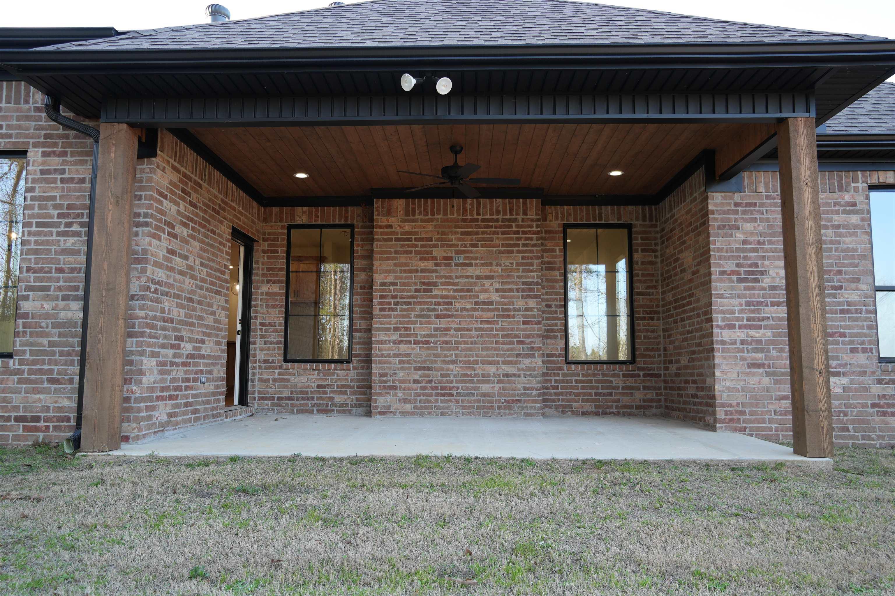 124  Harmony Village  Haskell, AR