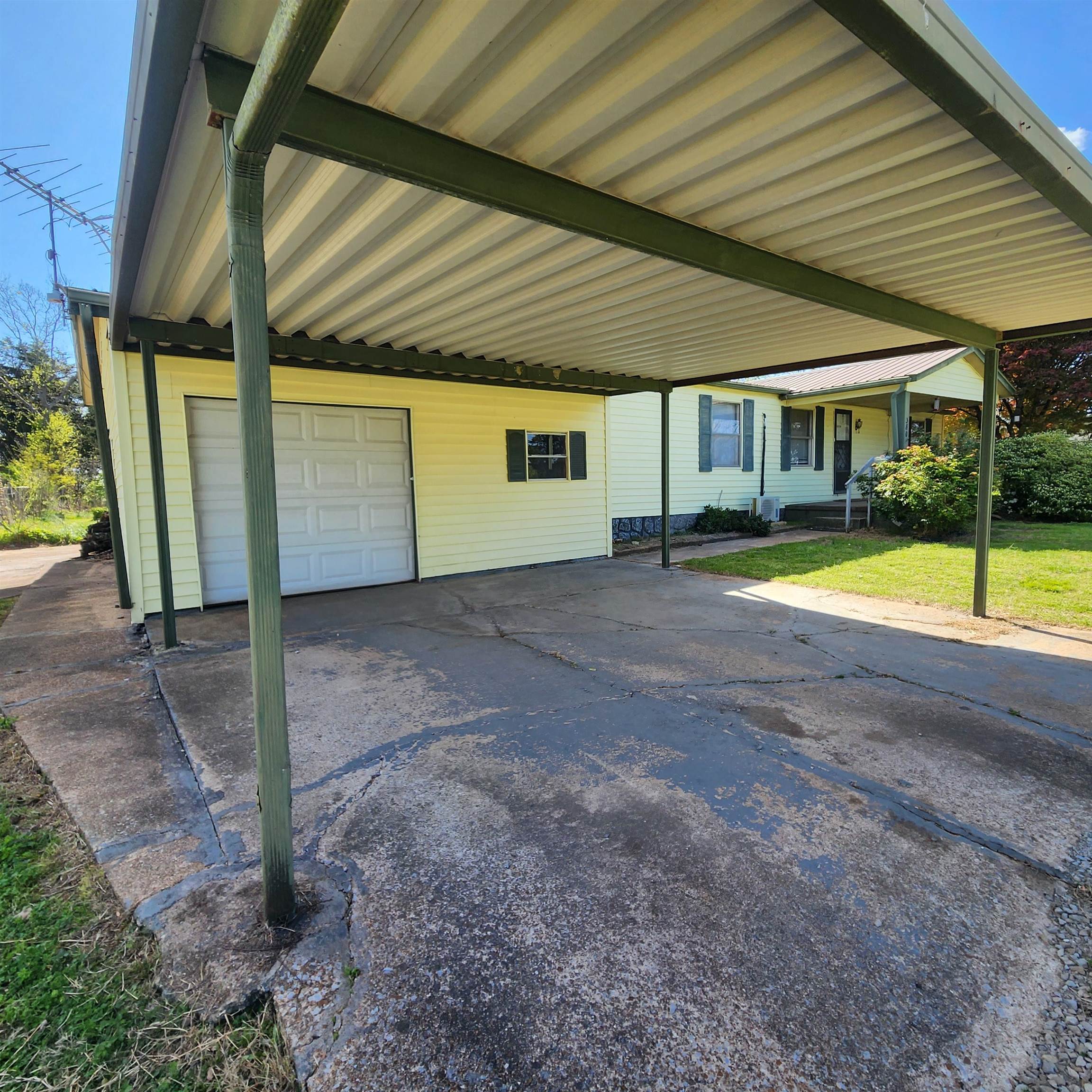 380  Mimosa Estates  Ash Flat, AR