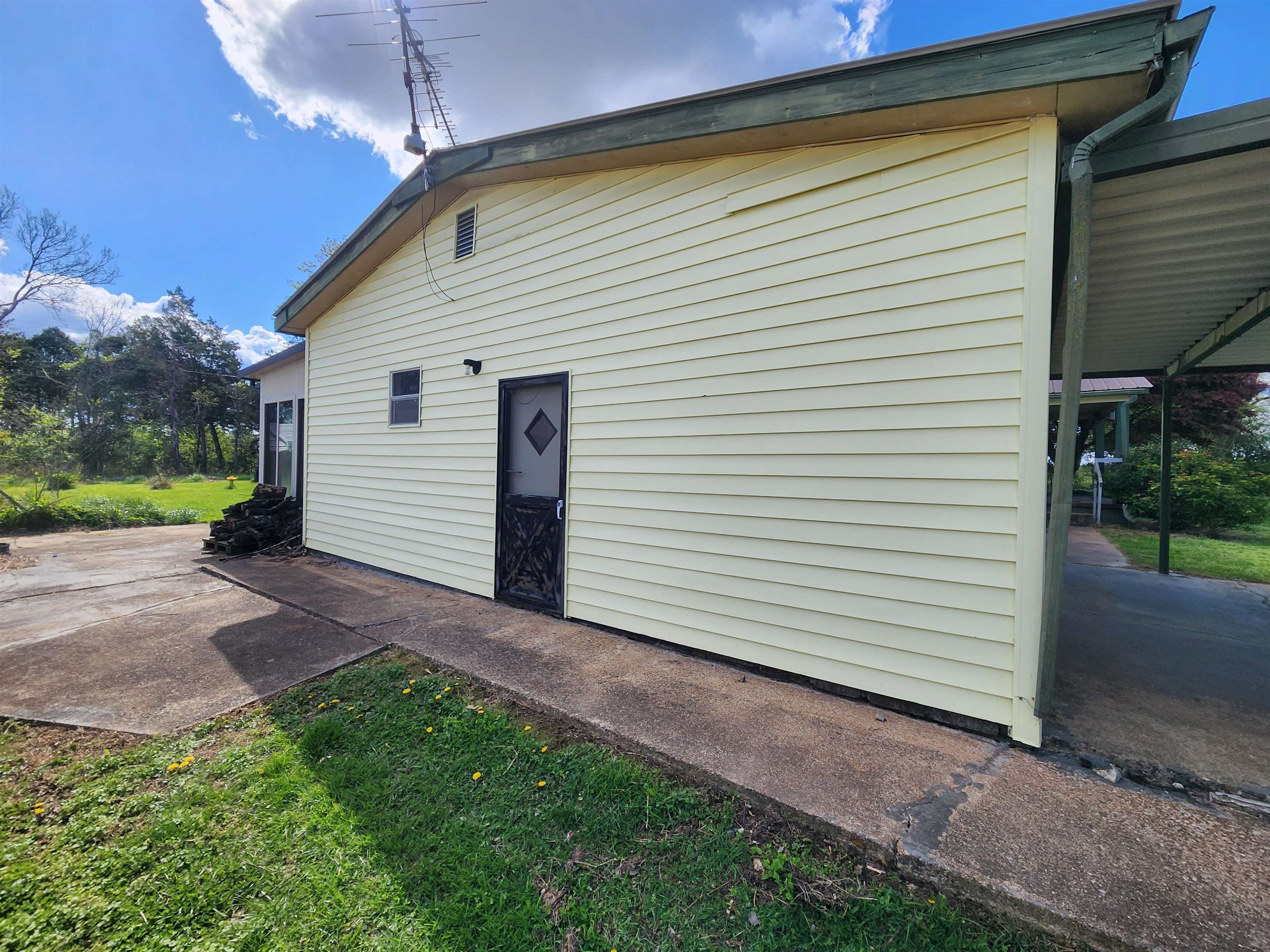 380  Mimosa Estates  Ash Flat, AR