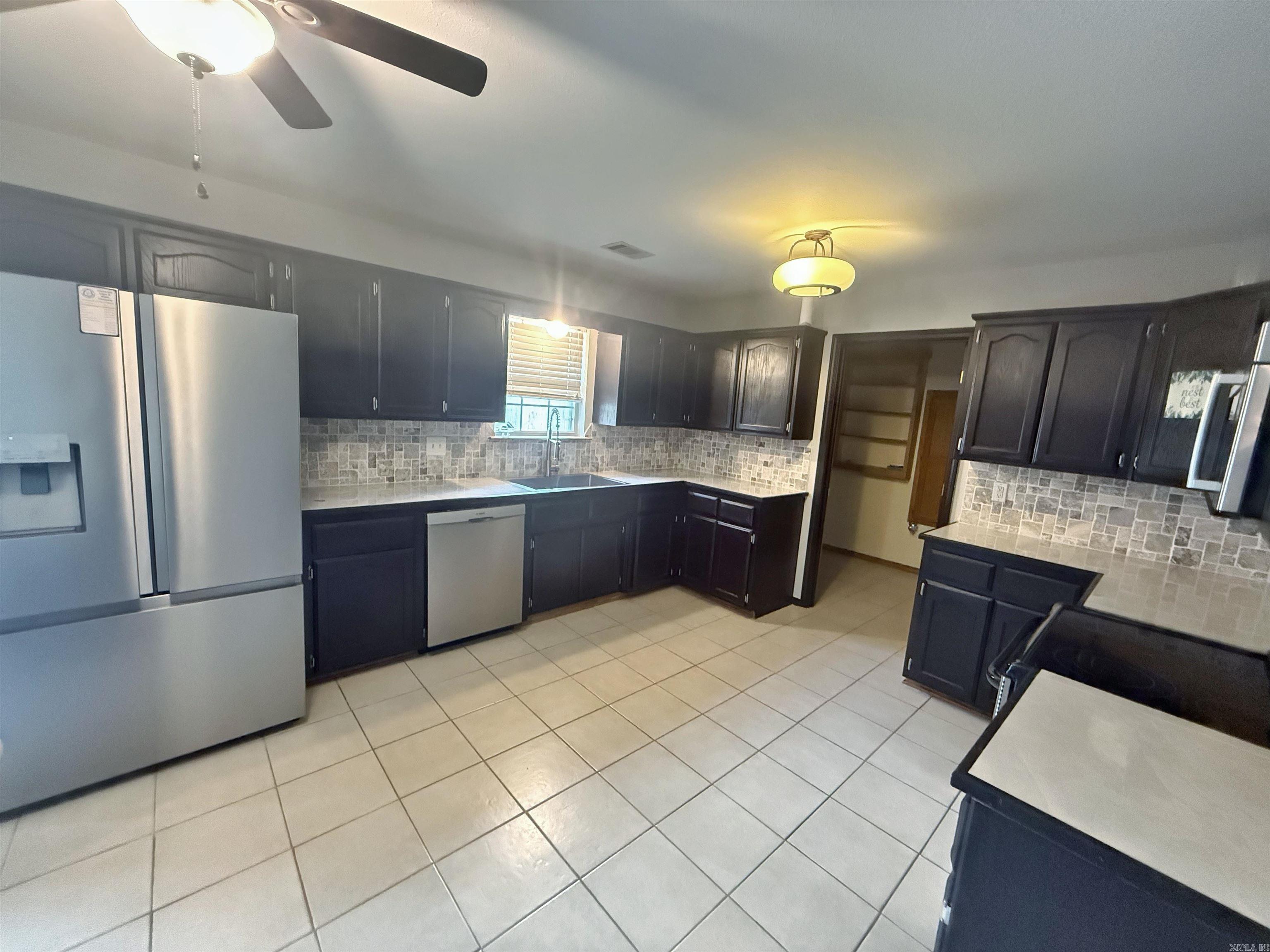 5  Arrowead  Clarksville, AR