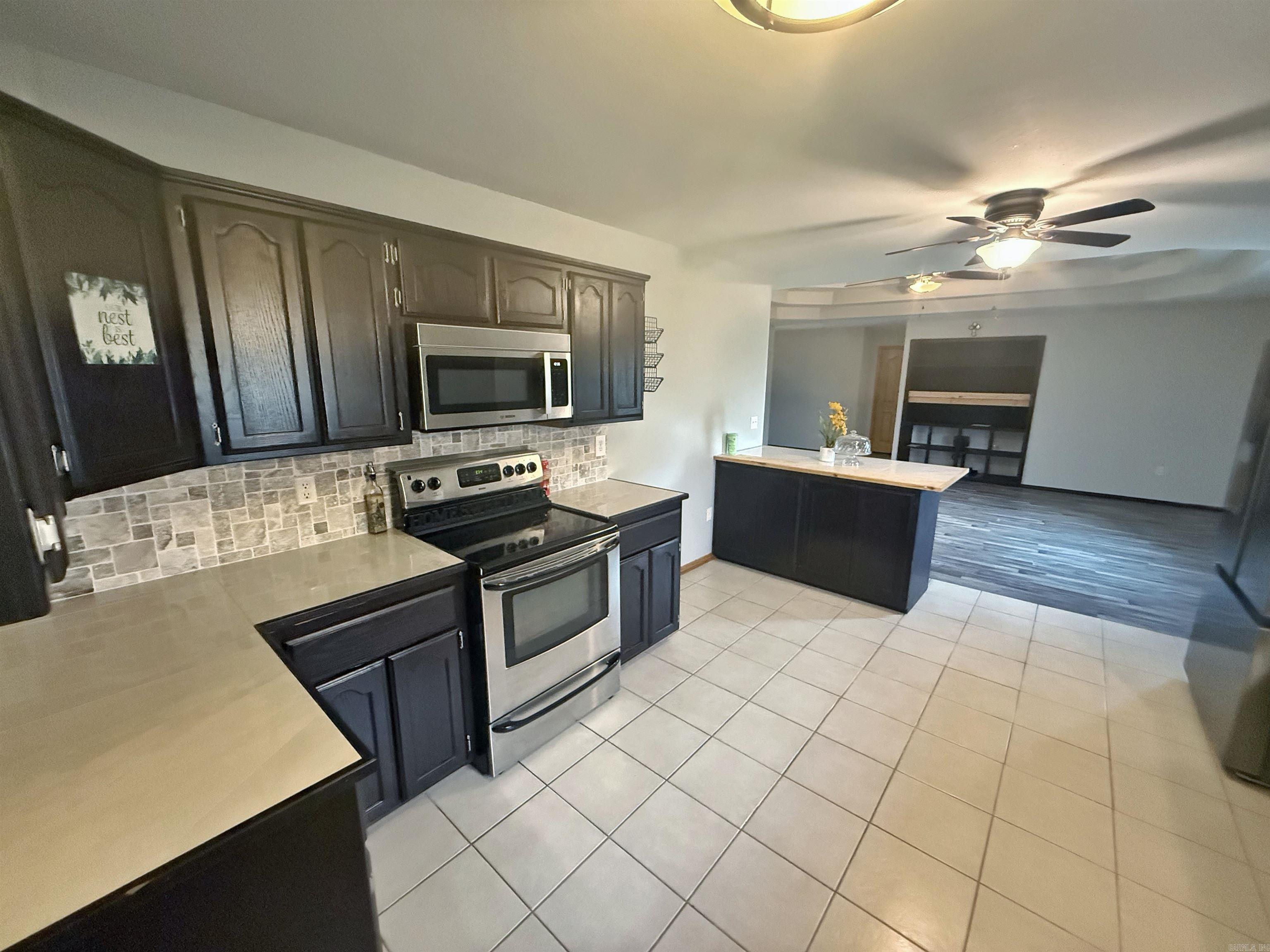 5  Arrowead  Clarksville, AR