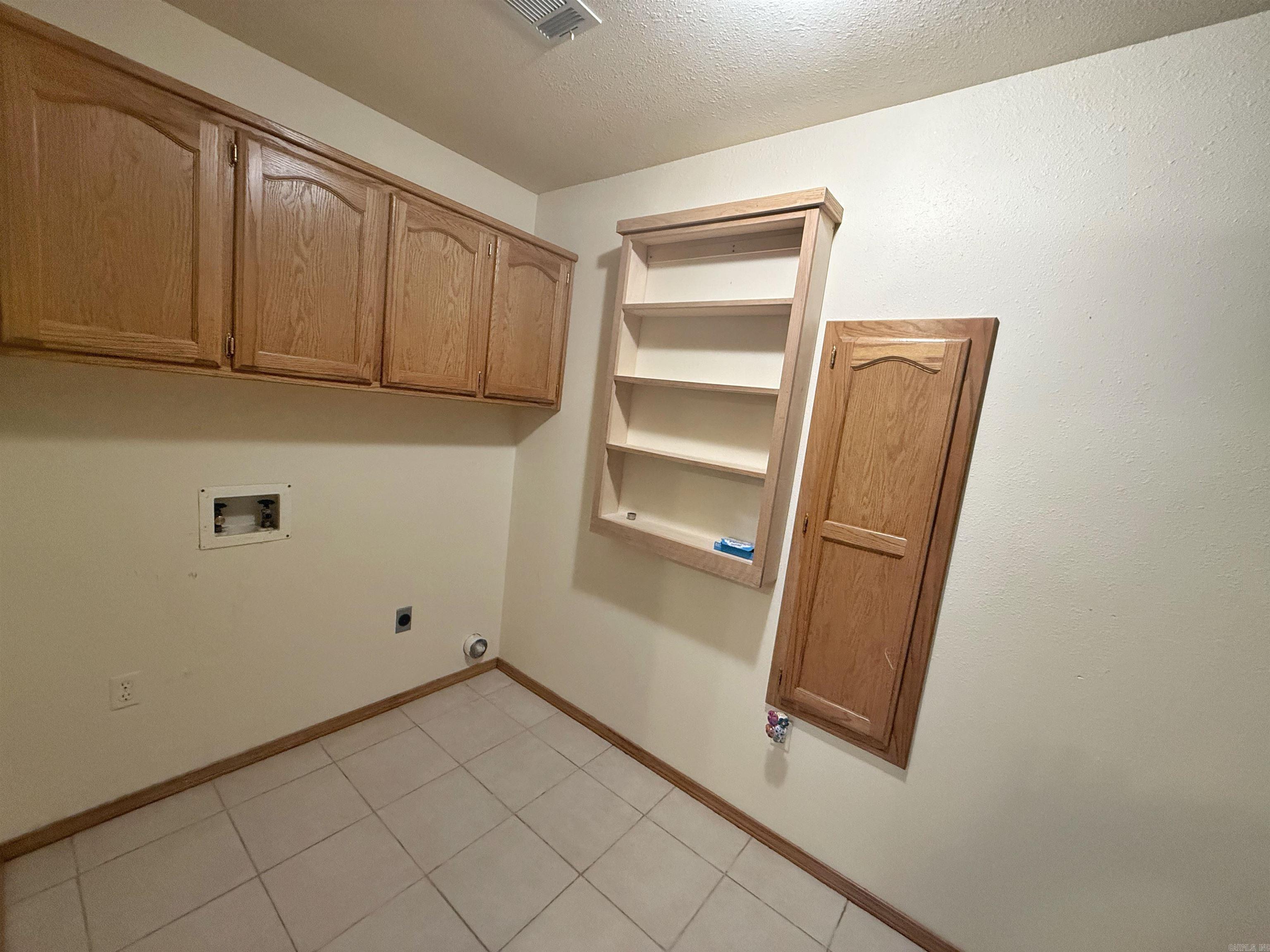 5  Arrowead  Clarksville, AR