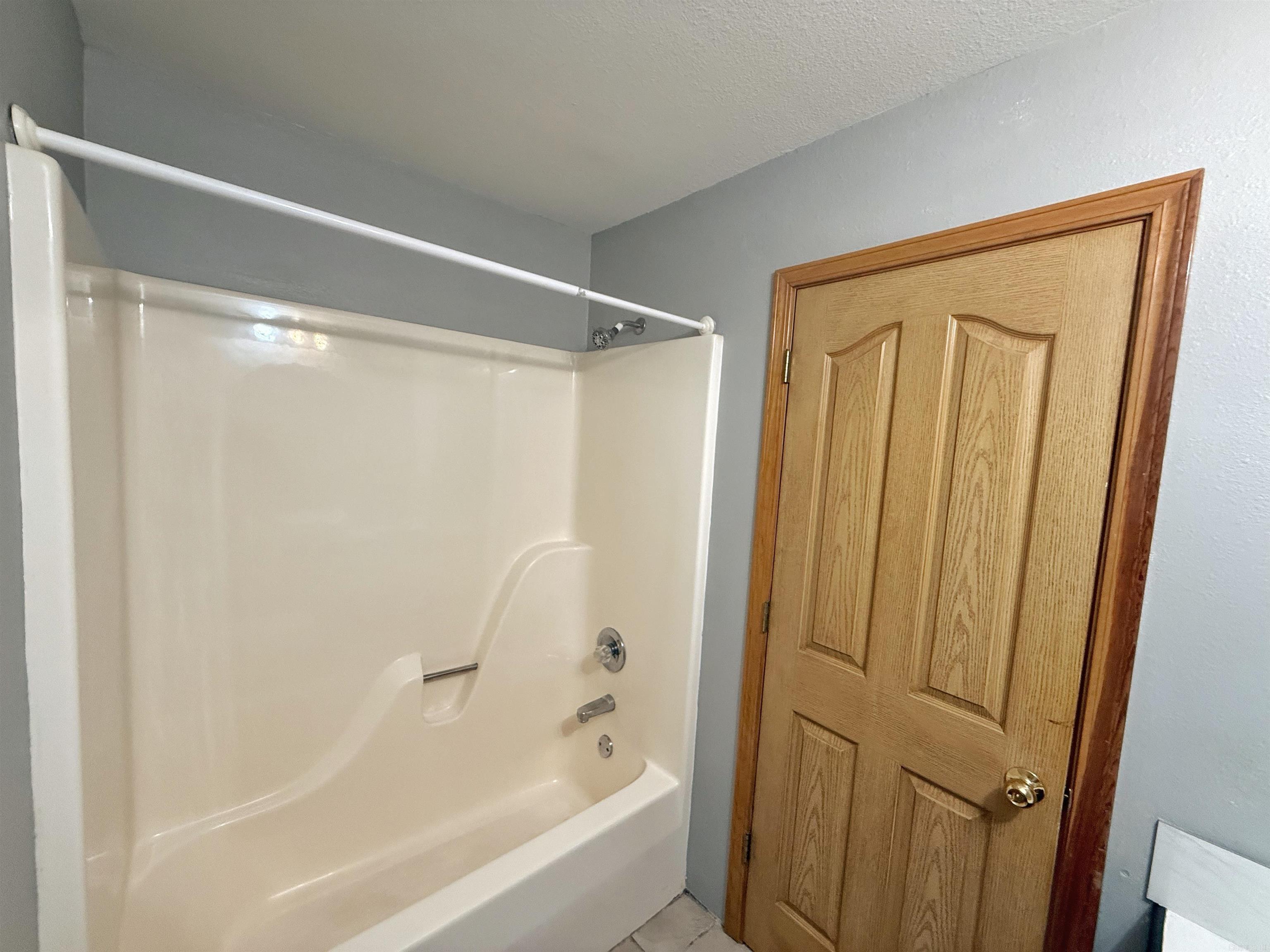 5  Arrowead  Clarksville, AR