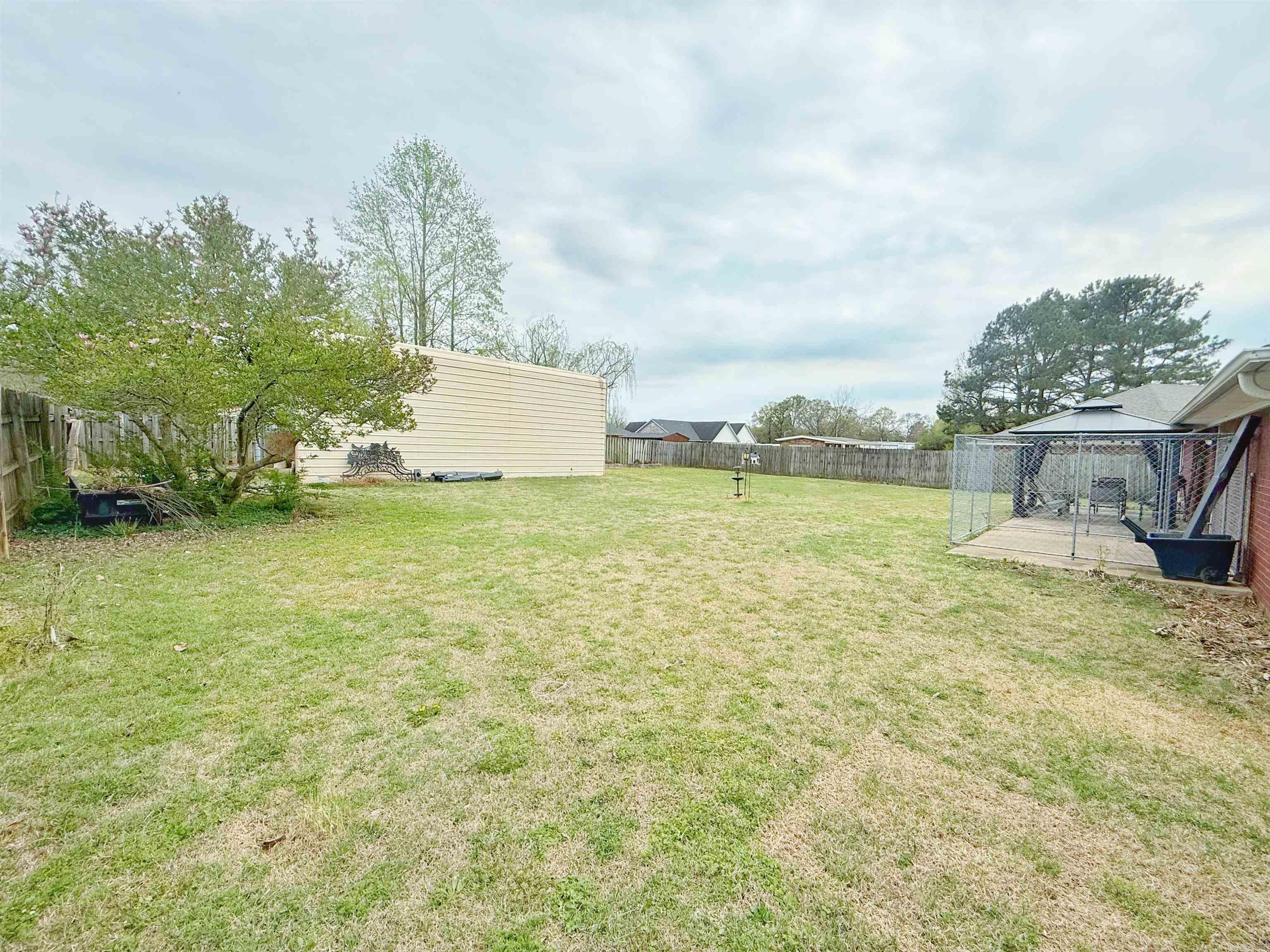5  Arrowead  Clarksville, AR