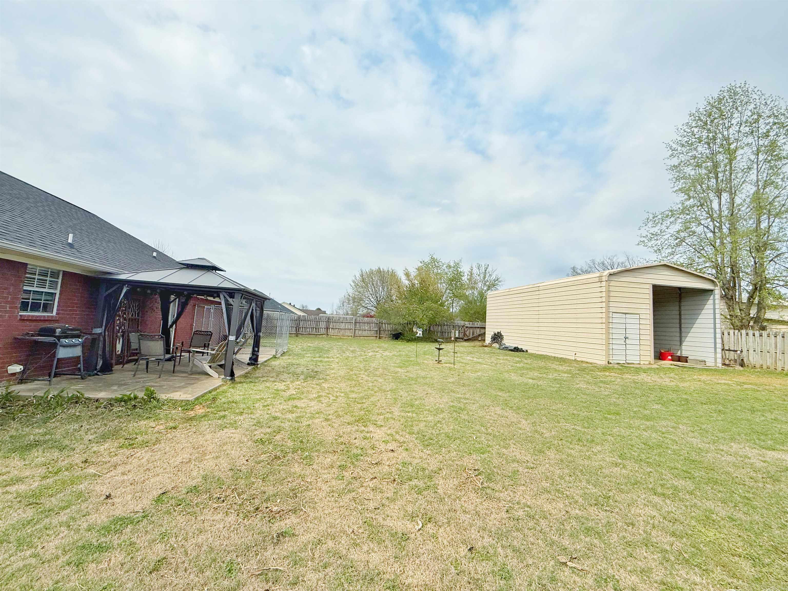 5  Arrowead  Clarksville, AR