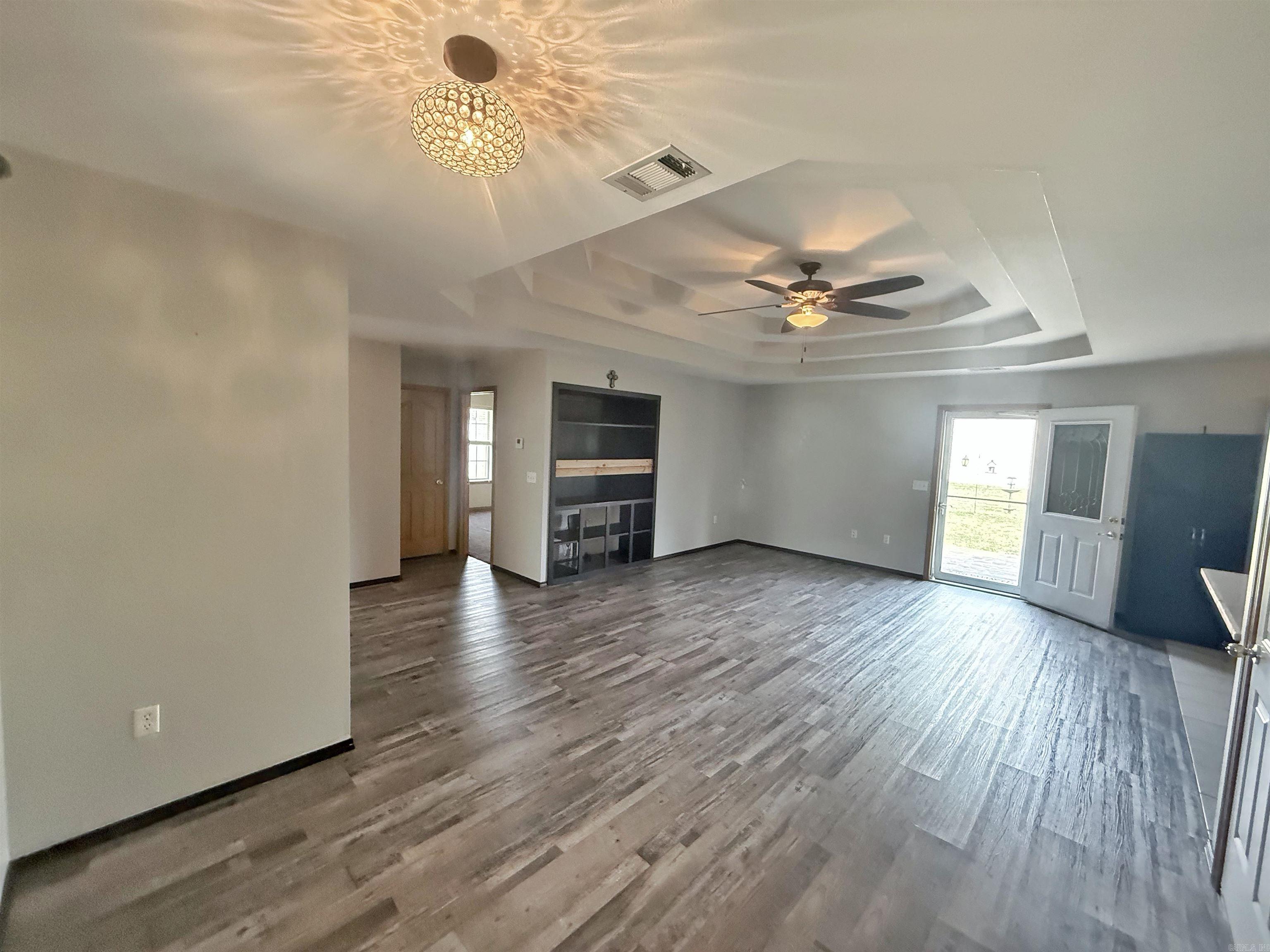 5  Arrowead  Clarksville, AR
