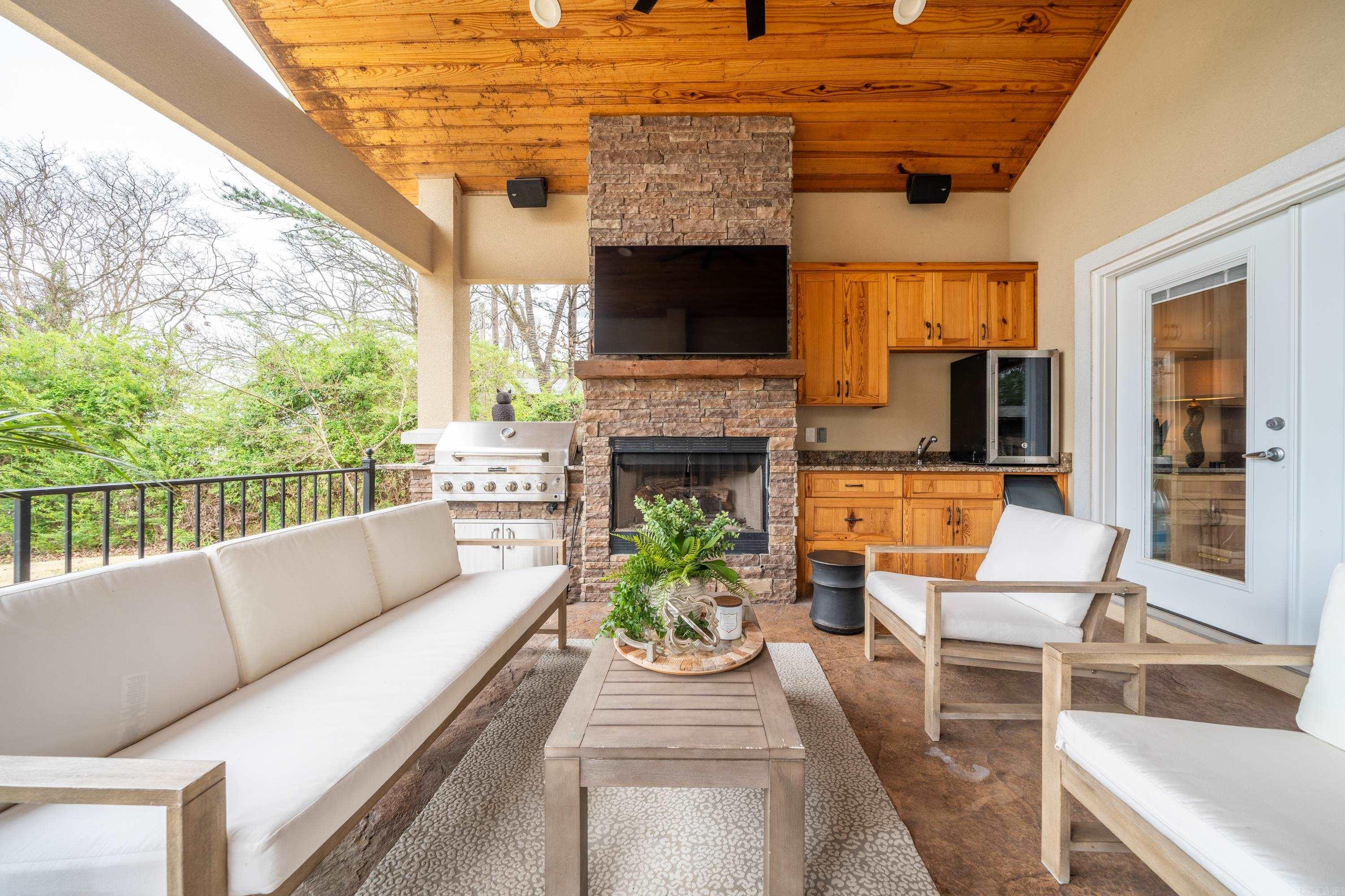 1129  Marion Anderson Road  Hot Springs, AR