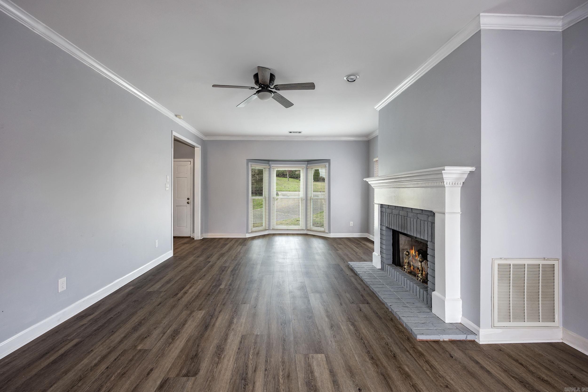 7 Carrollton Court Little Rock, AR 72211