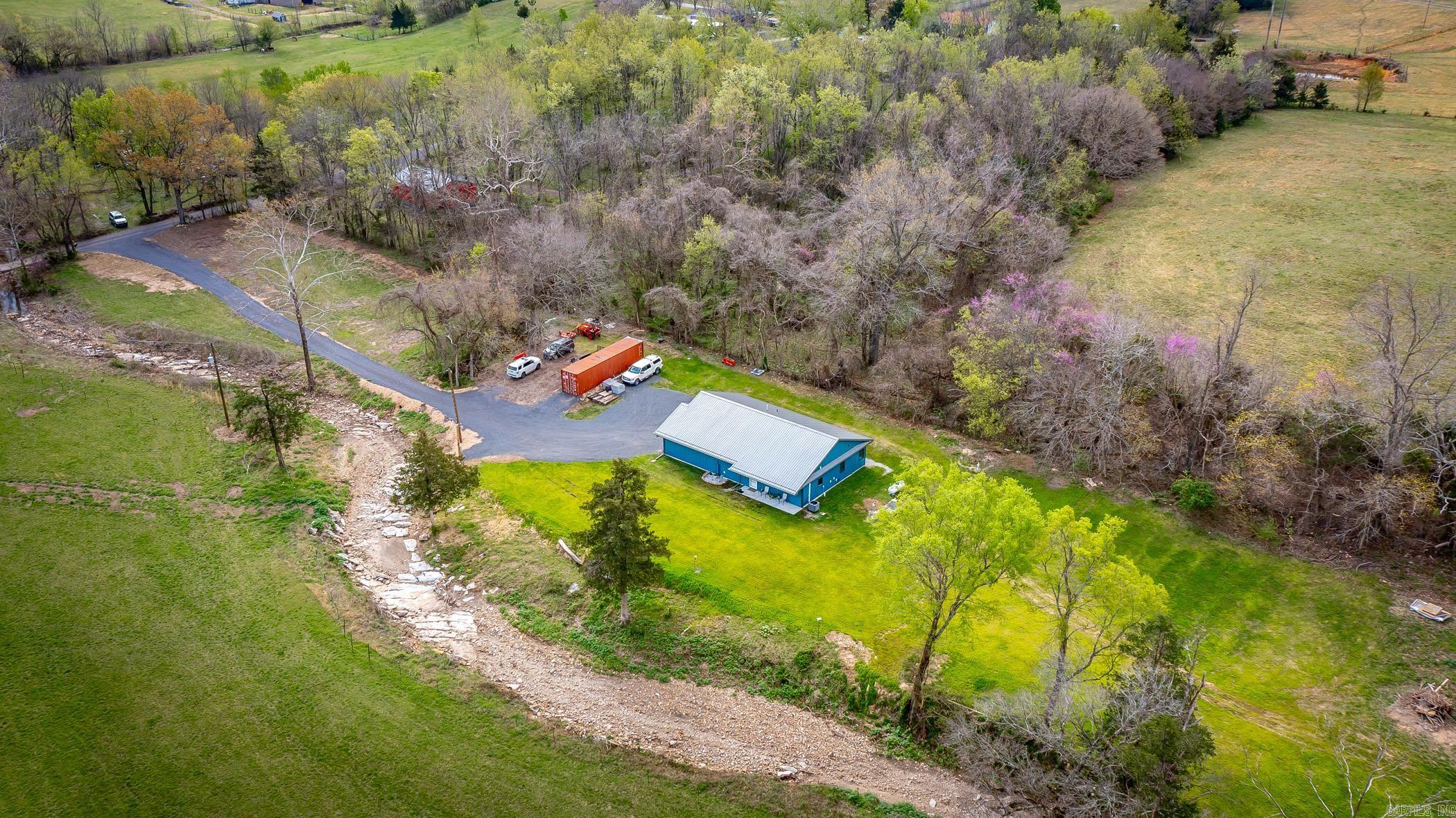 582 Canaan Rd. Marshall, AR 72650