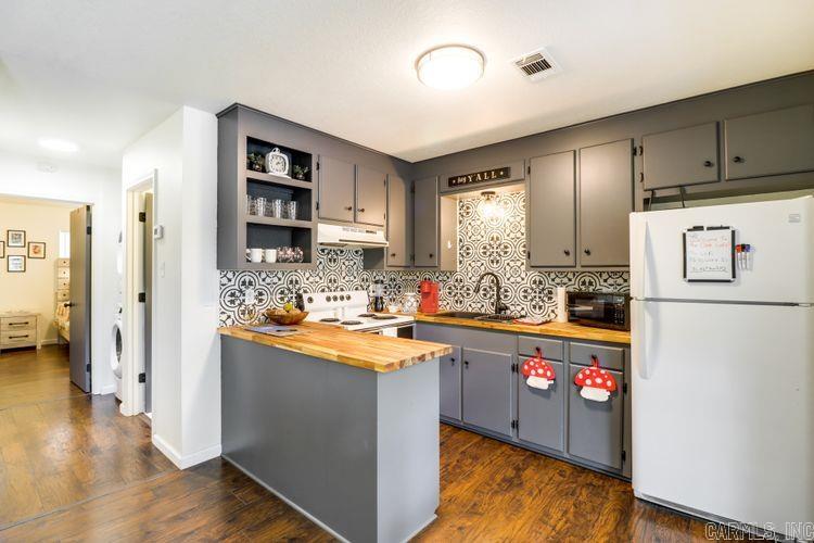 805  Oak  Mountain View, AR