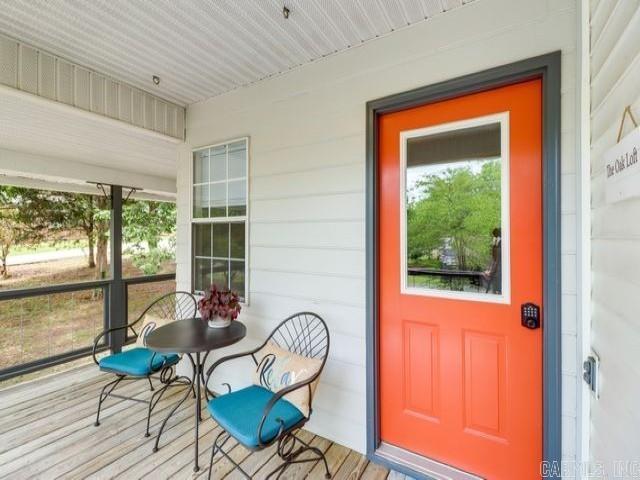 805  Oak  Mountain View, AR