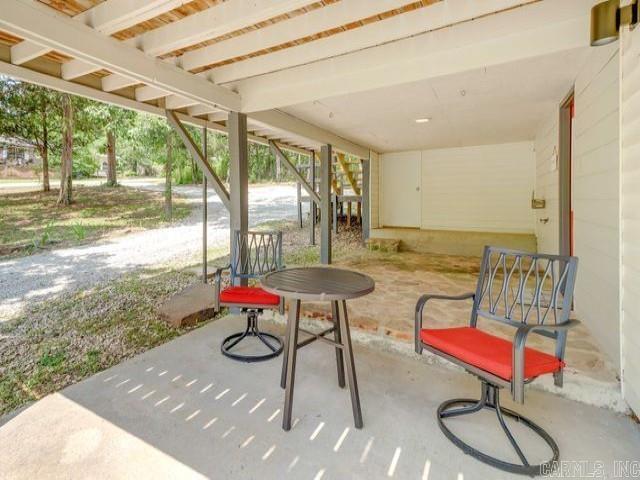 805  Oak  Mountain View, AR