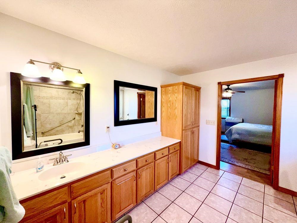 10019  Promise Land  Mountain Home, AR