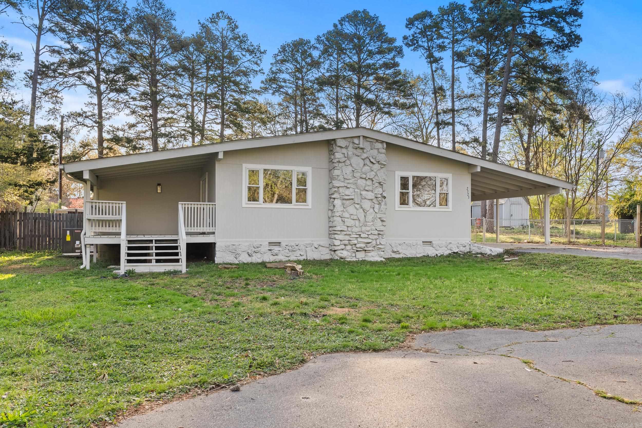 2323  Pinewood  Heber Springs, AR