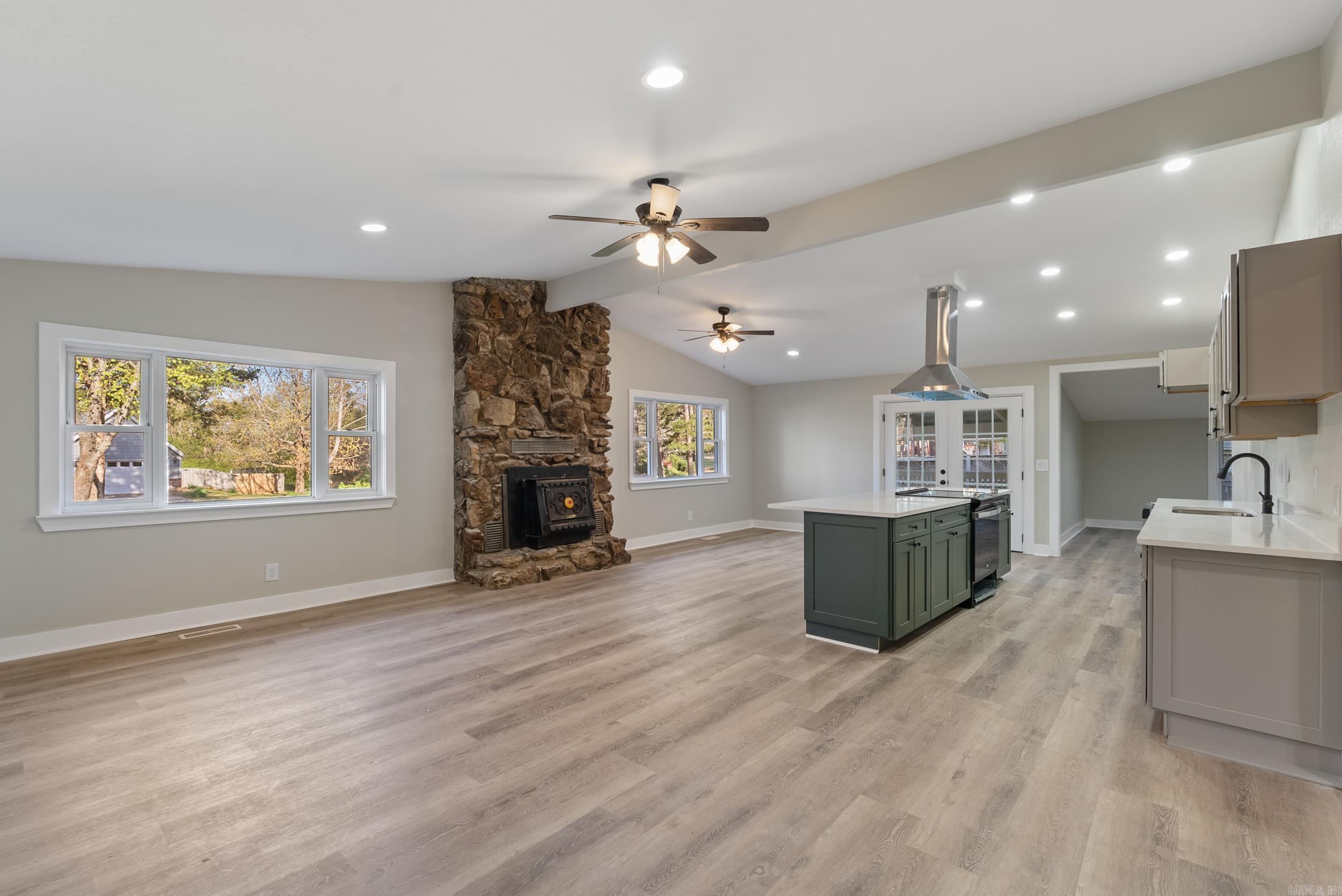 2323  Pinewood  Heber Springs, AR