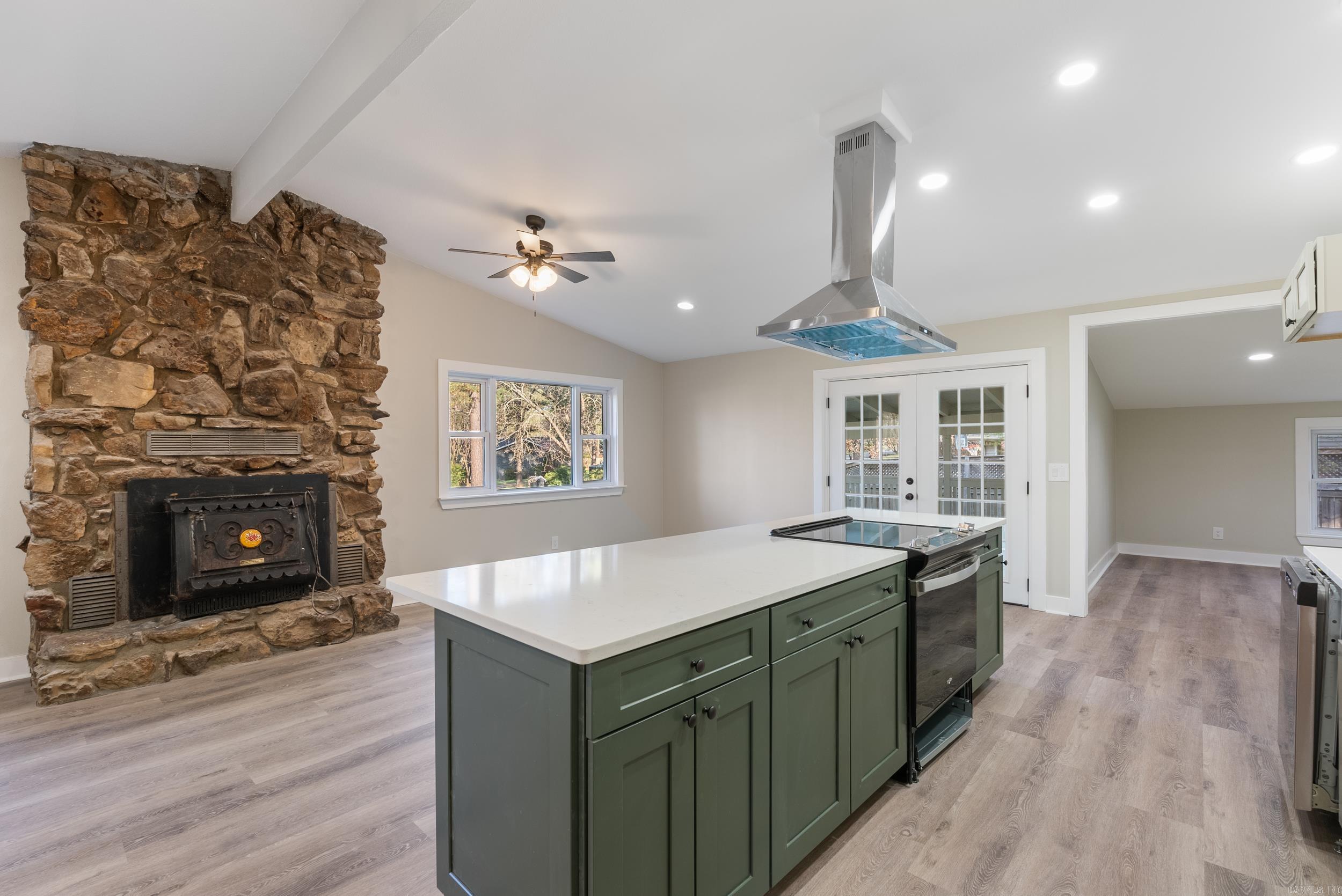 2323  Pinewood  Heber Springs, AR