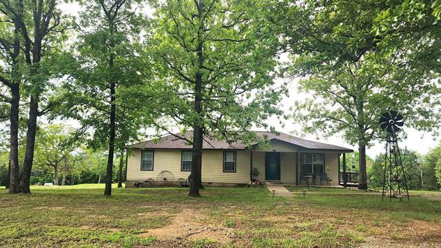 1883  Marion County Road 2027  Yellville, AR